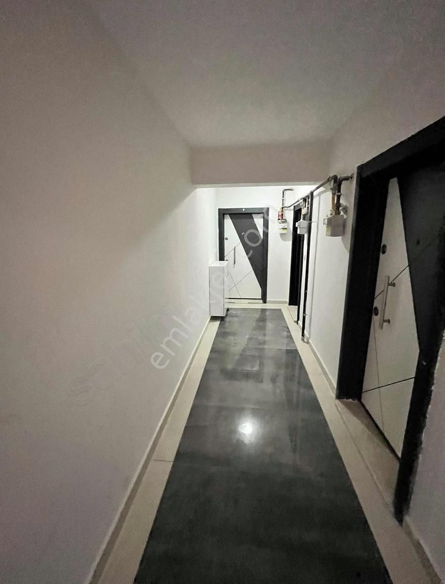 Banaz Salıpazarında 180m2 4+1 Verandalı. Şömineli Dubleks - Görsel 21