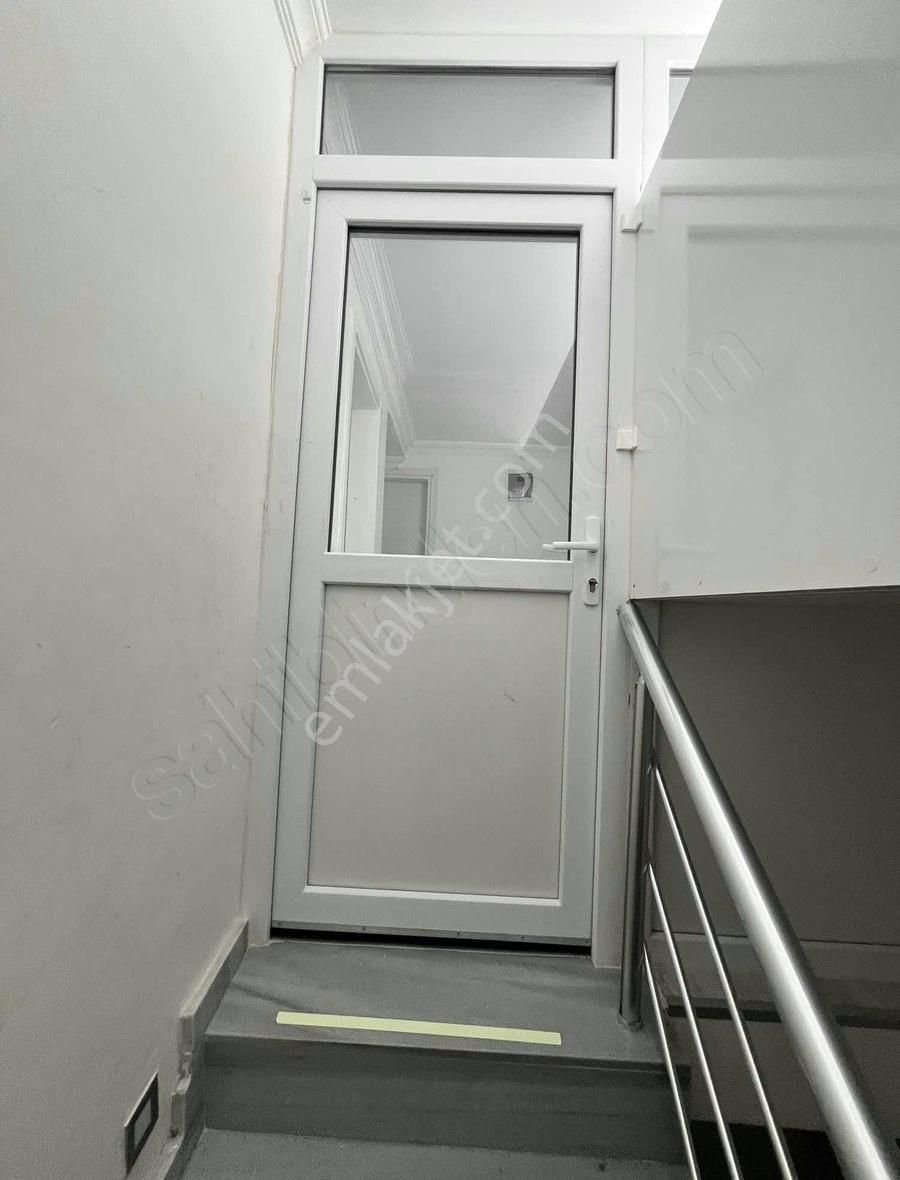 Banaz Salıpazarında 180m2 4+1 Verandalı. Şömineli Dubleks - Görsel 10