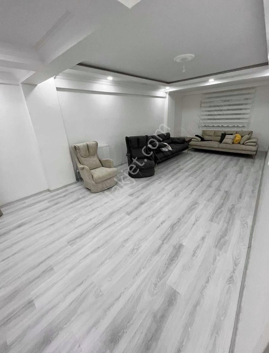 Banaz Salıpazarında 180m2 4+1 Verandalı. Şömineli Dubleks - Görsel 18