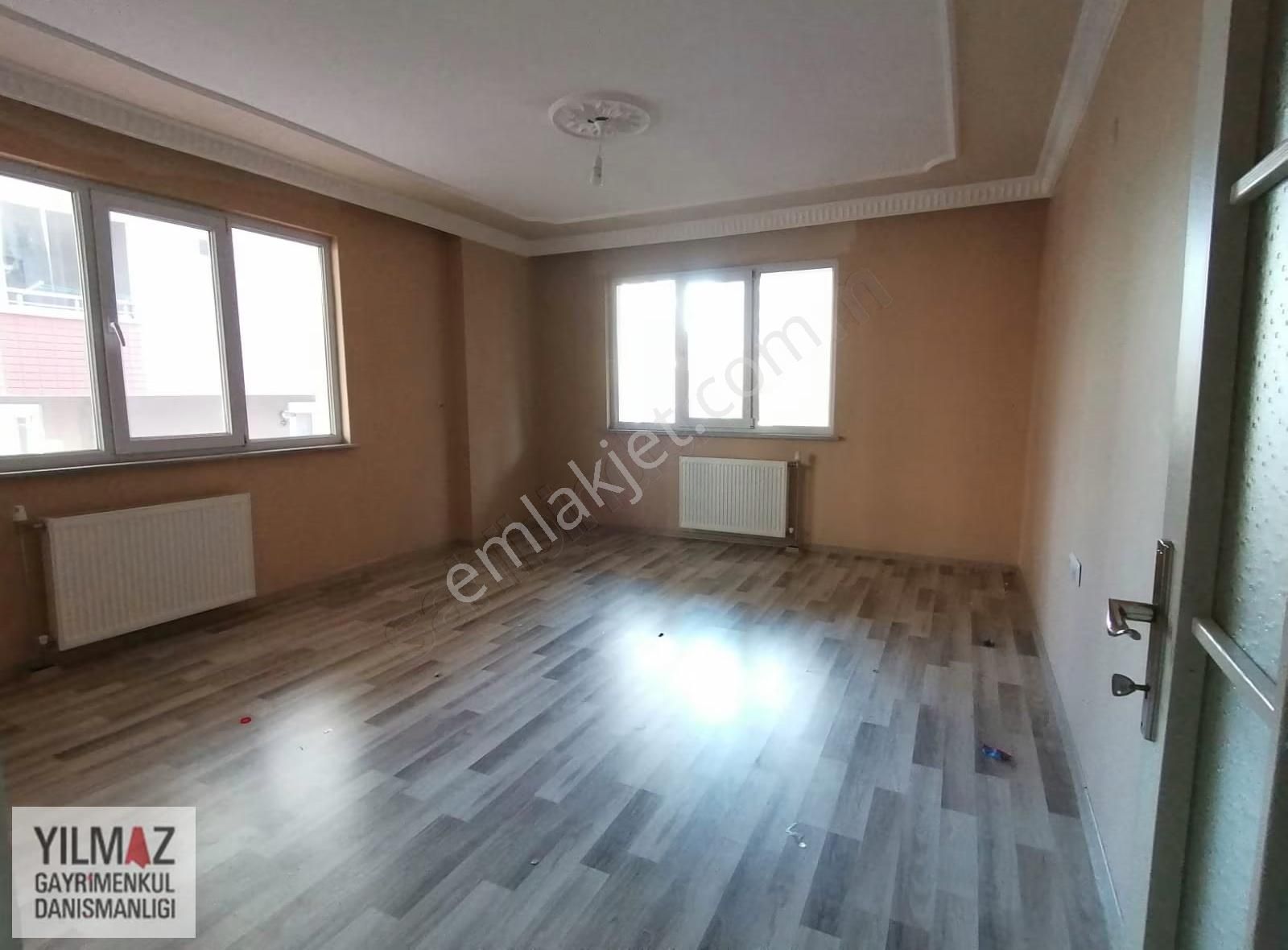 Yılmaz Gayrimenkulden Çorluda Gürkent Sitesinde 95 M2 2+1 Daire - Görsel 4