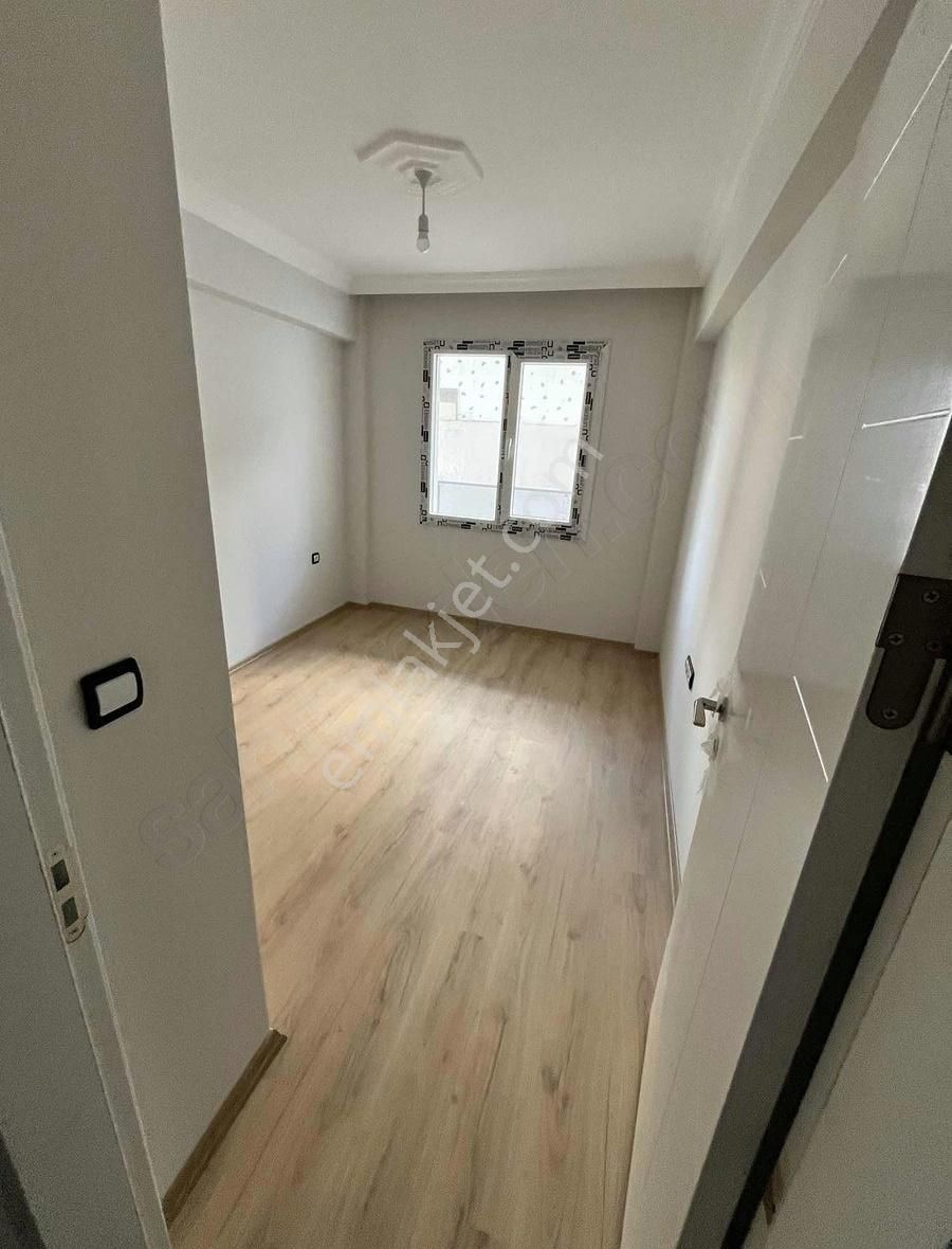 Banaz Dilek Mh 2+1 Mutfak Dolabı Ve Kombili Daire - Görsel 11
