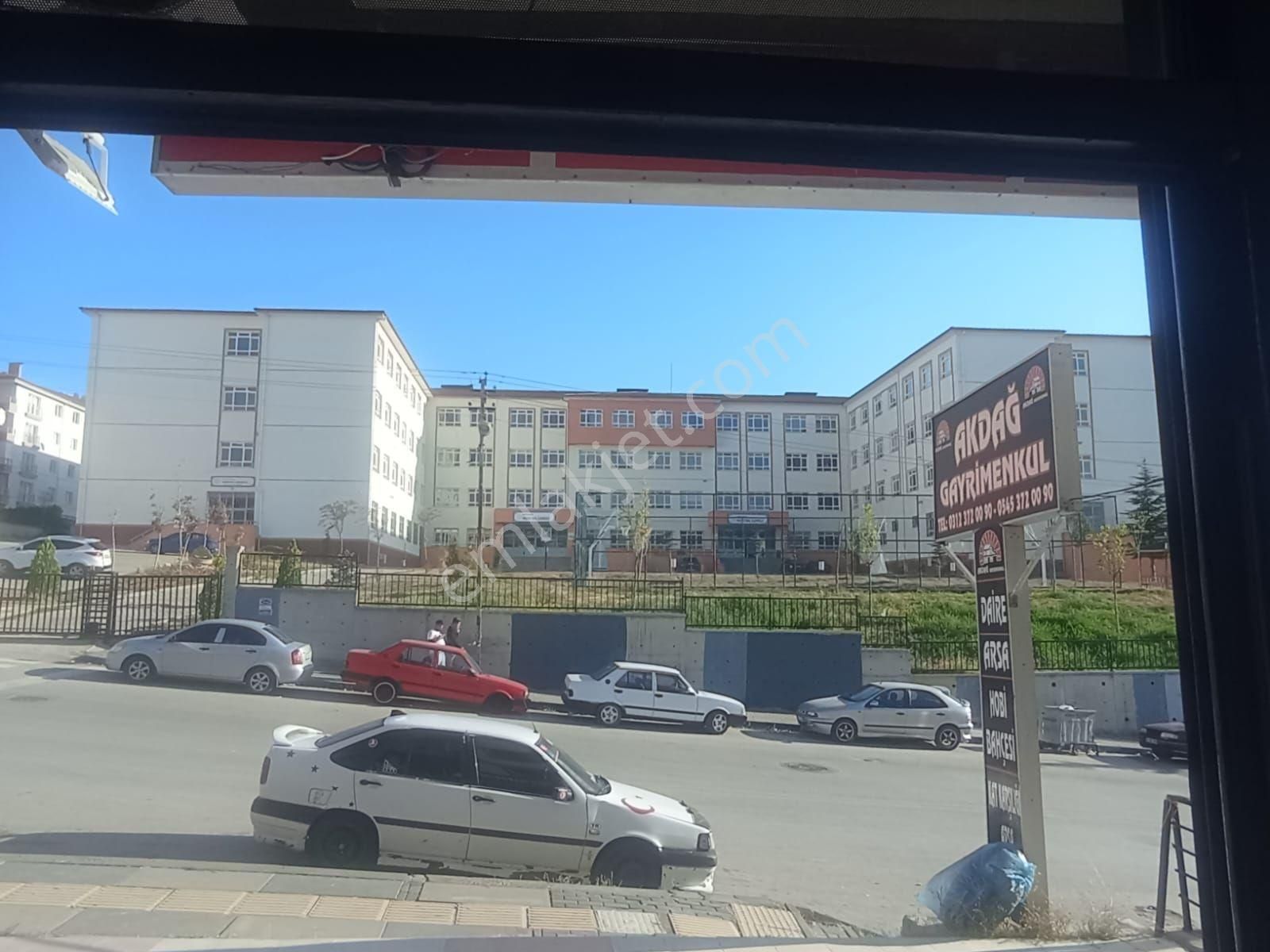 Cadde/otobüs-dolmuş Durağı/okul Karşısı; 70m2 Dükkan - Görsel 9