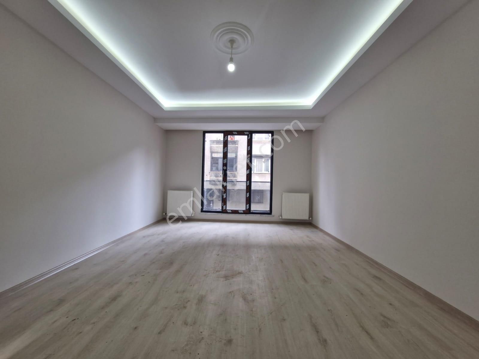 Bahçelievler Yayla Merkezde Sıfır Binada 3+1 Satılık Daire