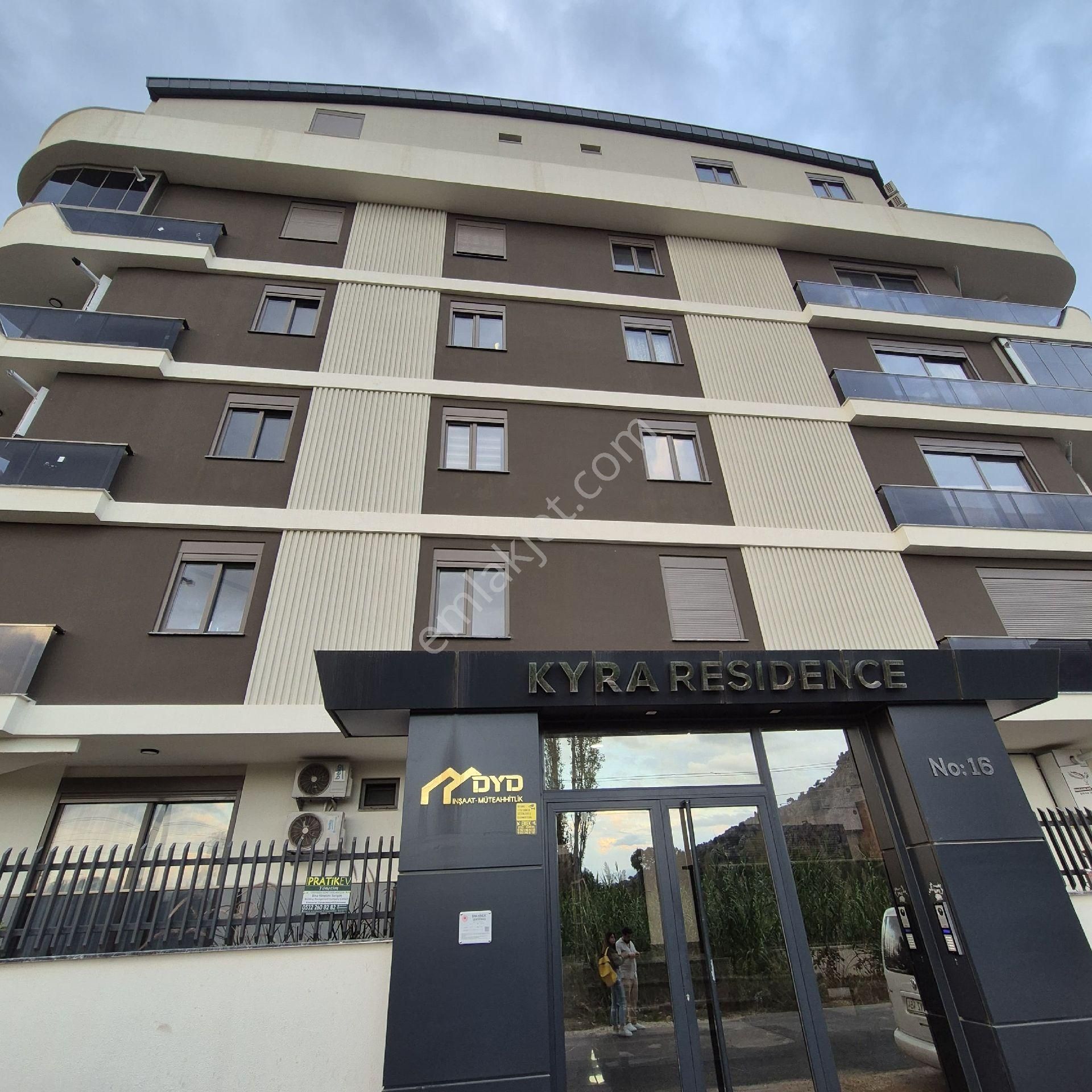 Konyaaltı Hurmada Havuzlu 1+1 Satılık Daire - Görsel 3