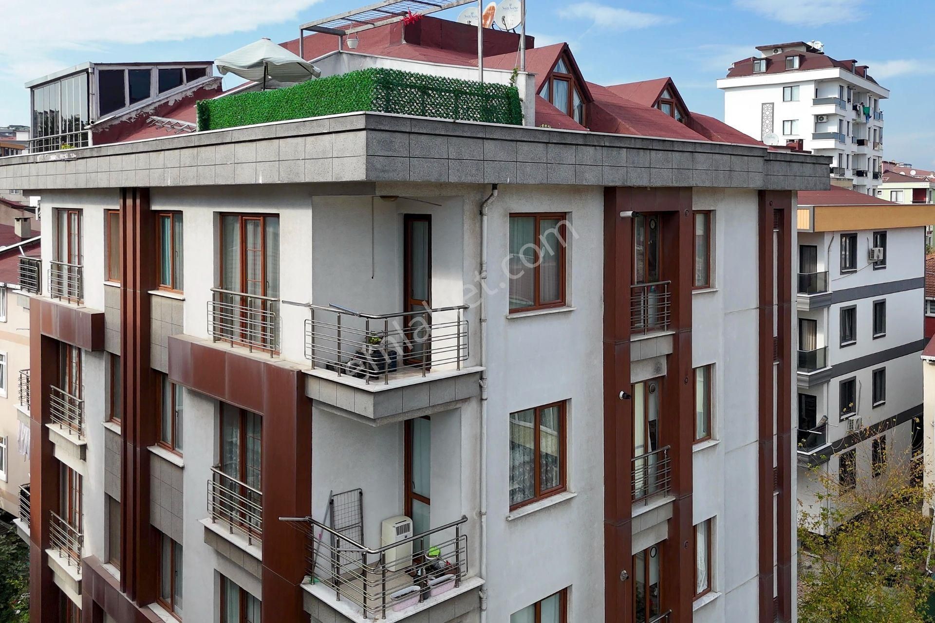 Çekmeköy Site İçi Satılık 4+2 Çatı Dubleks Daire - Görsel 2