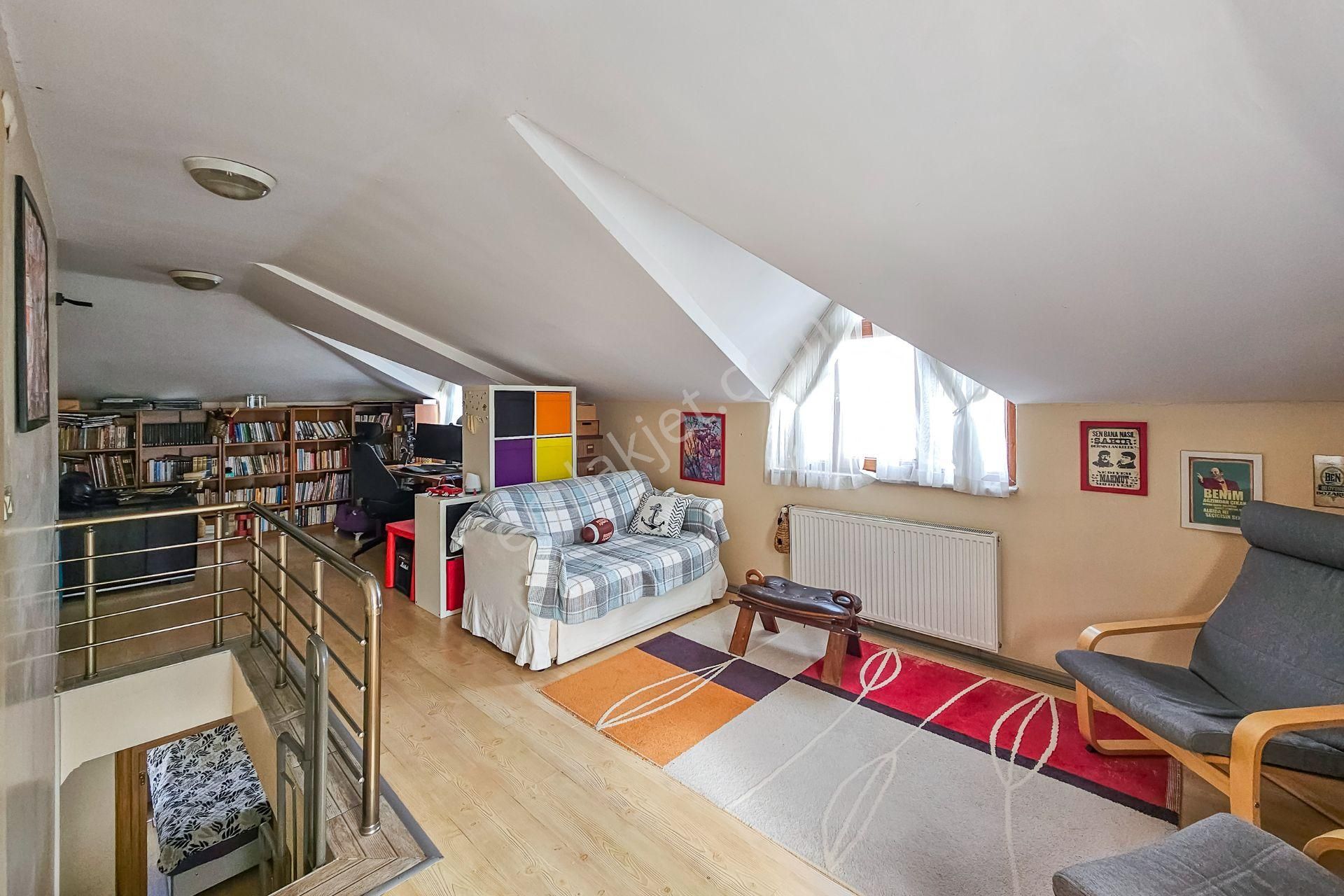 Çekmeköy Site İçi Satılık 4+2 Çatı Dubleks Daire - Görsel 17