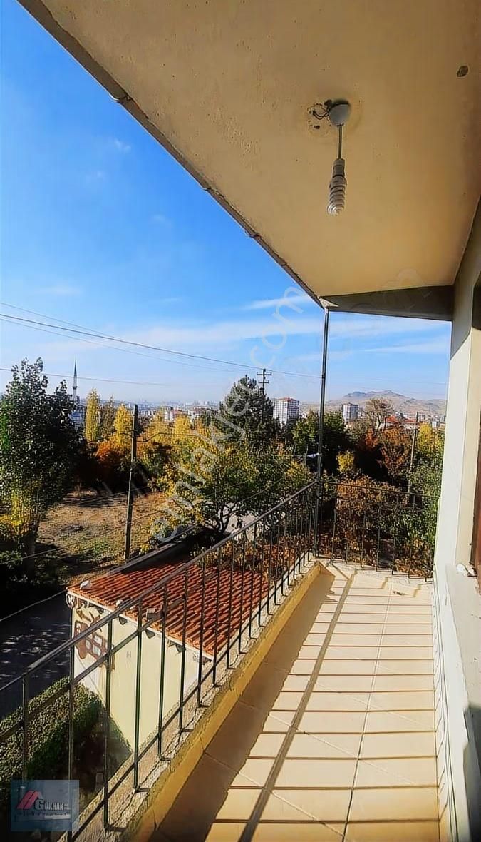 Gökhan Emlak'tan Kıbrısköyü'nde 95m2 Arsalı Müstakil Satılık Ev - Görsel 15