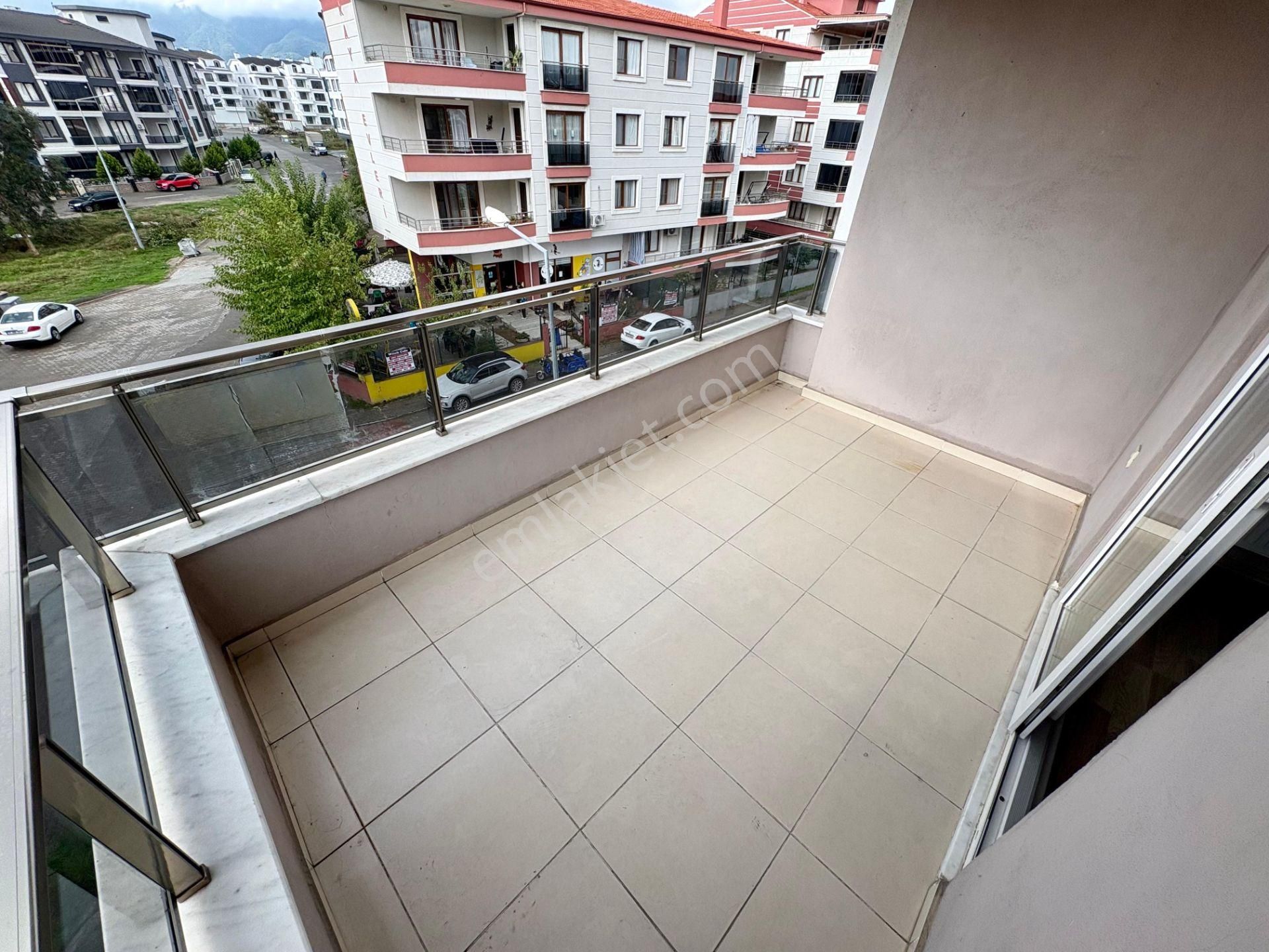 Akçay Sezgin Emlaktan Ara Kat & Ön Cephe 120m2 Satılık 2+1 Daire - Görsel 13