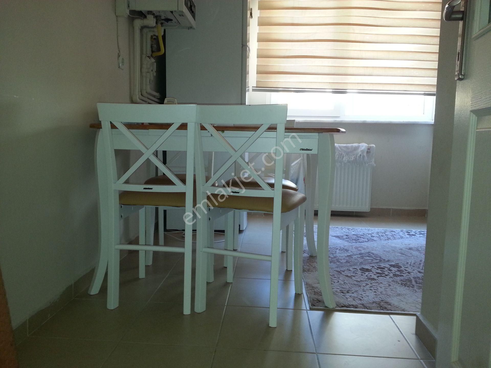 İstiklal Mahallesinde Ulucami Yanında Satılık 2+1 Ön Cephe Daire - Görsel 6