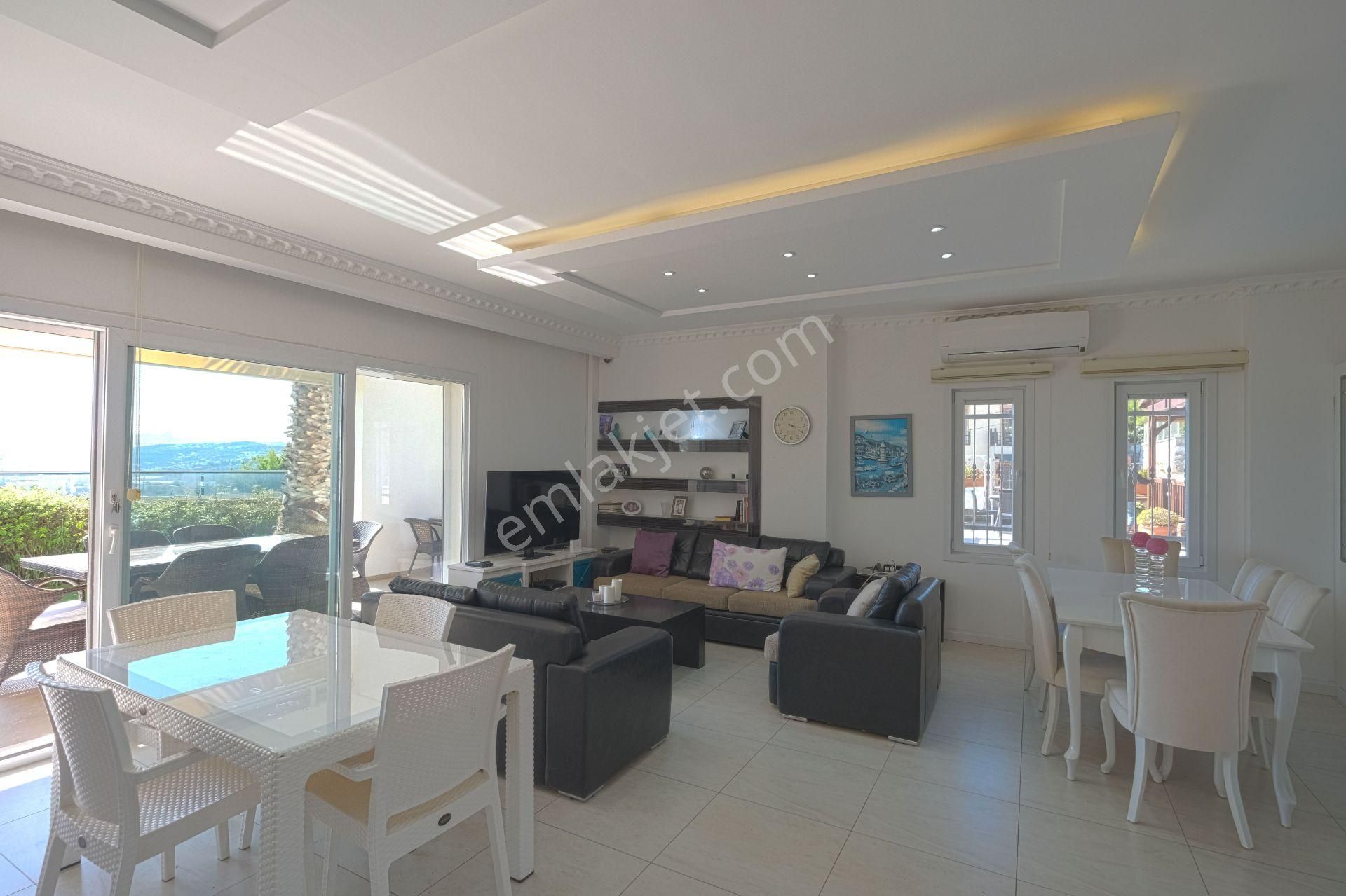 Konacık'da Deniz Manzaralı Satılık 4+1 Villa - Görsel 18