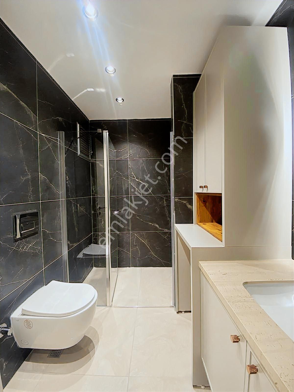 Demirlerden Cepheleri Açık Giyinme Odalı Lüks Geniş 3+1 Daireler - Görsel 12