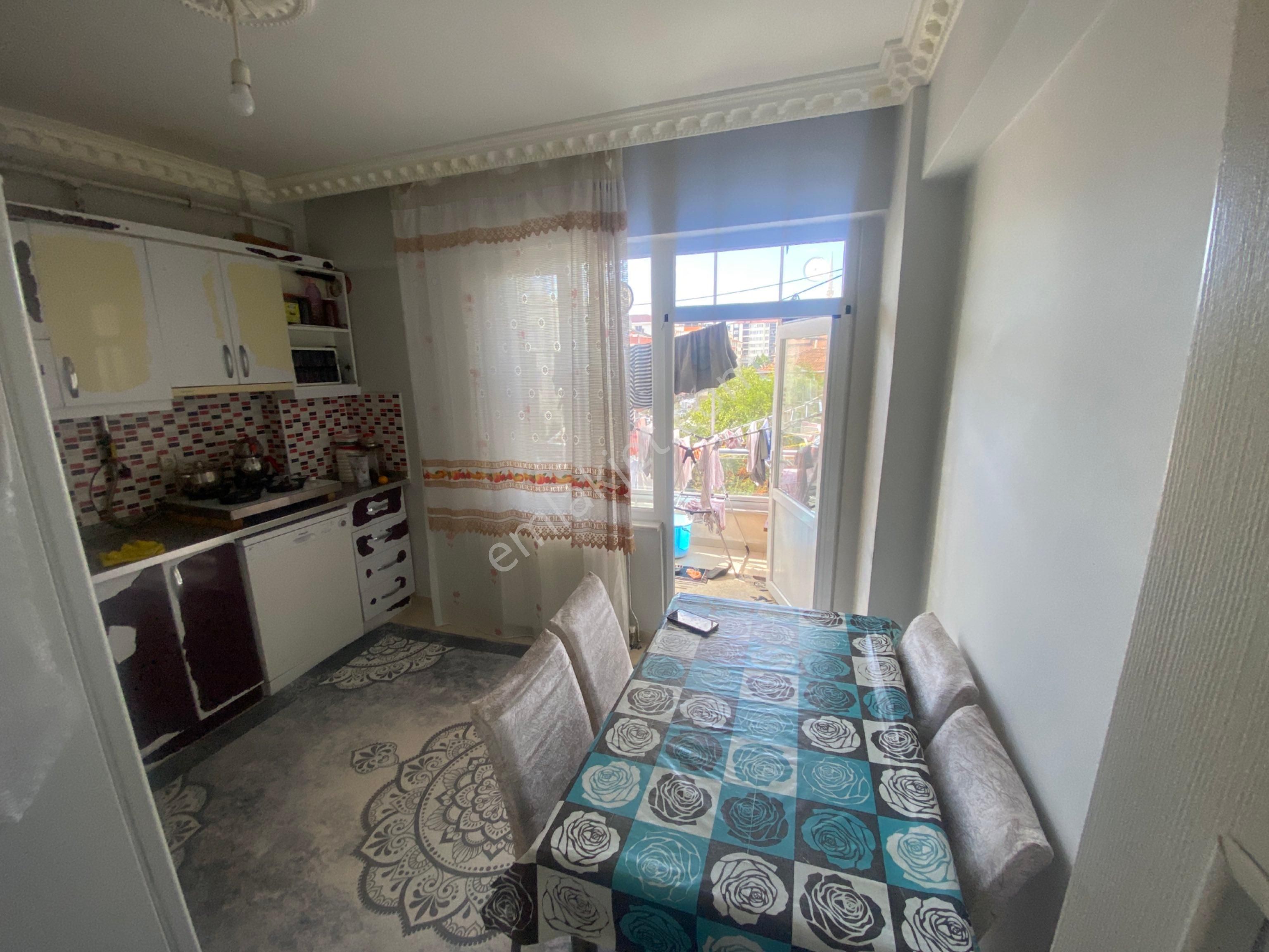 Uğur Emlaktan Bağlık Mah 2+1 3. Kat Daire - Görsel 7