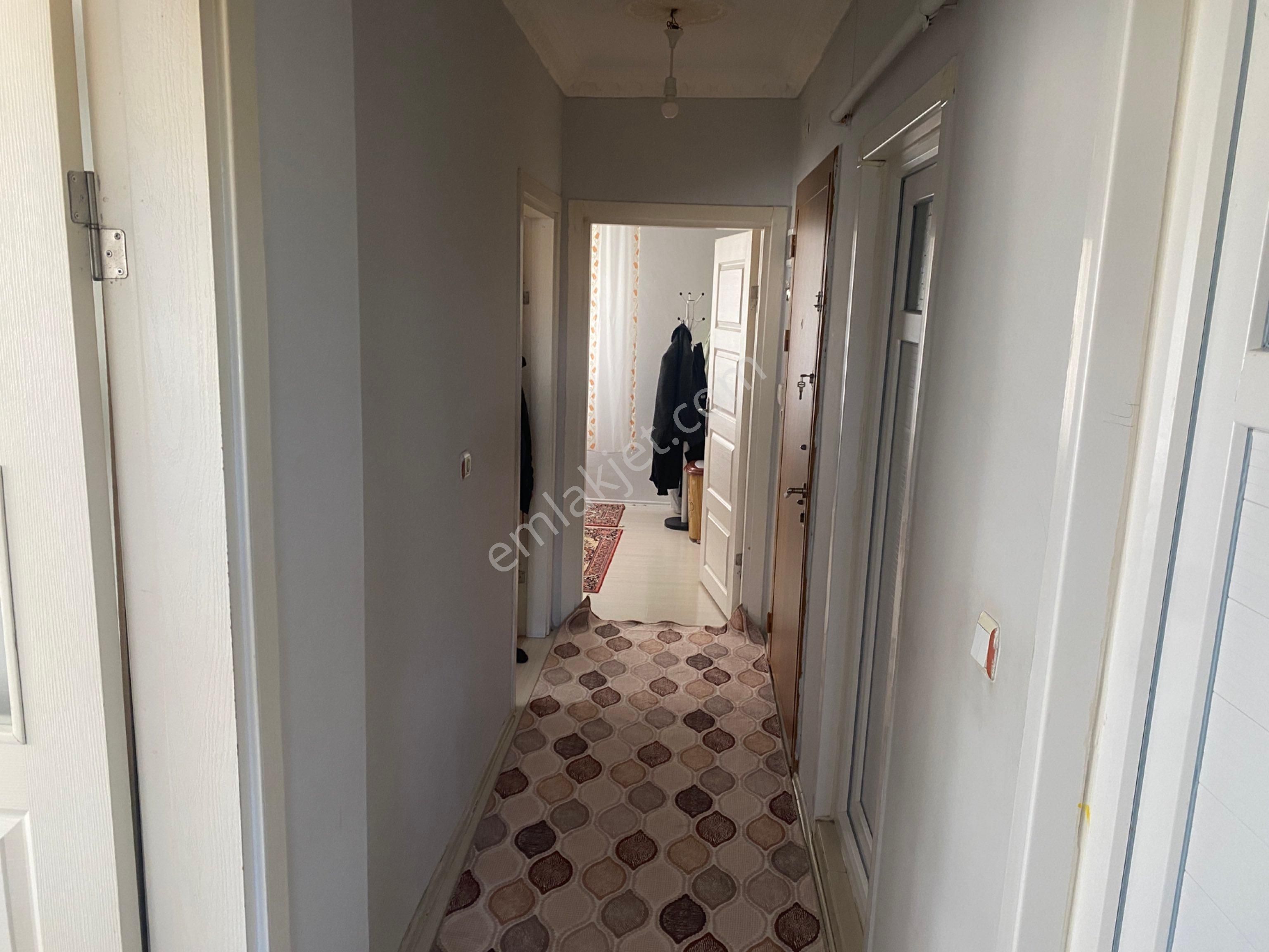 Uğur Emlaktan Bağlık Mah 2+1 3. Kat Daire - Görsel 13