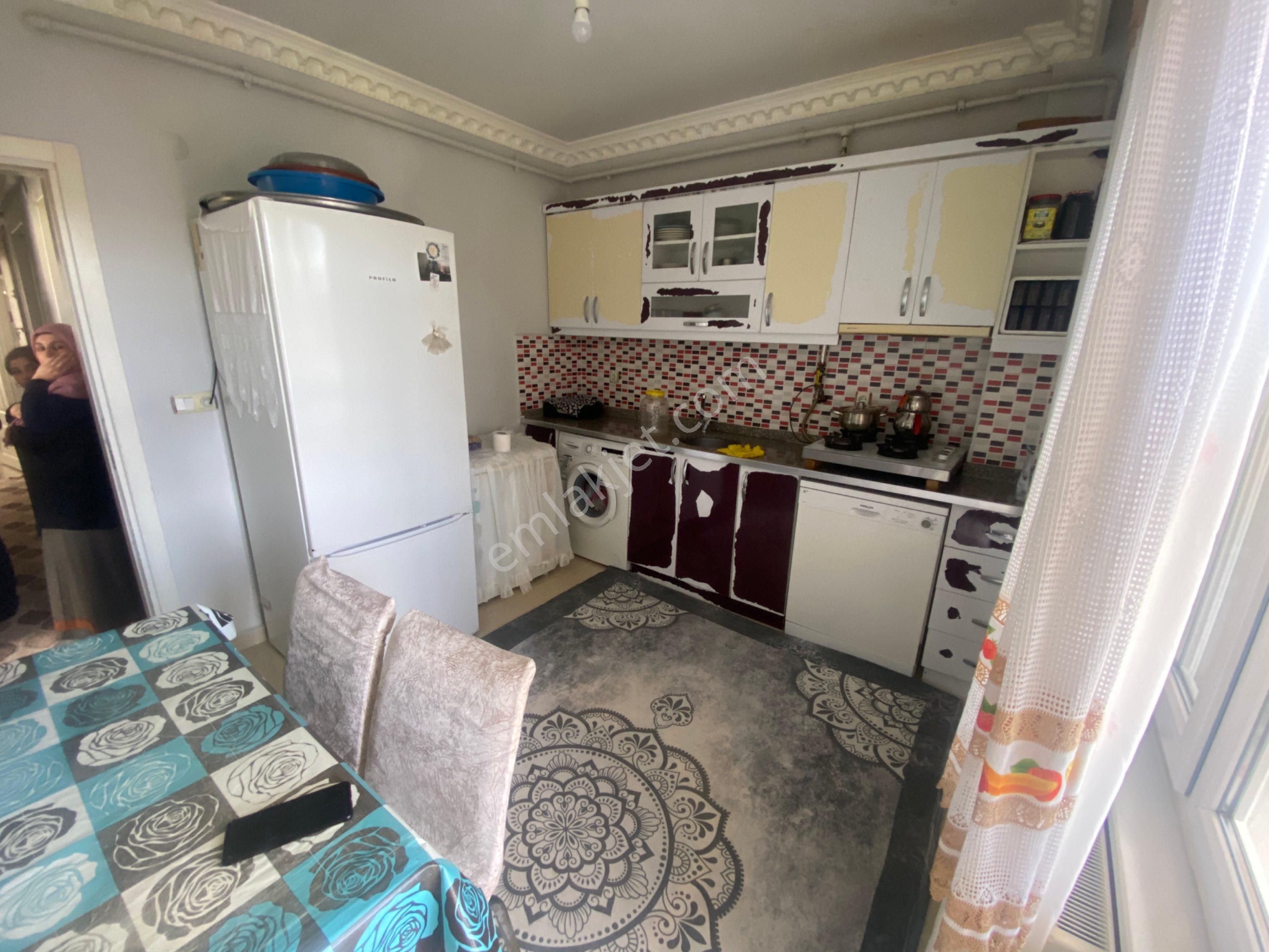 Uğur Emlaktan Bağlık Mah 2+1 3. Kat Daire - Görsel 9