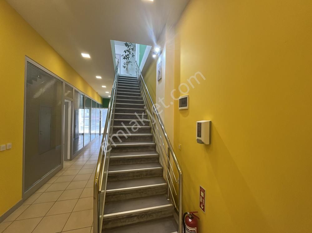 Konacık'da Ana Yolda Devren Kiralık İşyeri - Görsel 17