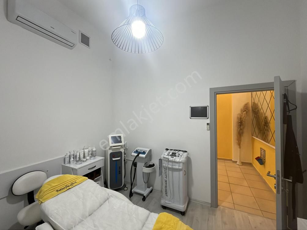 Konacık'da Ana Yolda Devren Kiralık İşyeri - Görsel 18