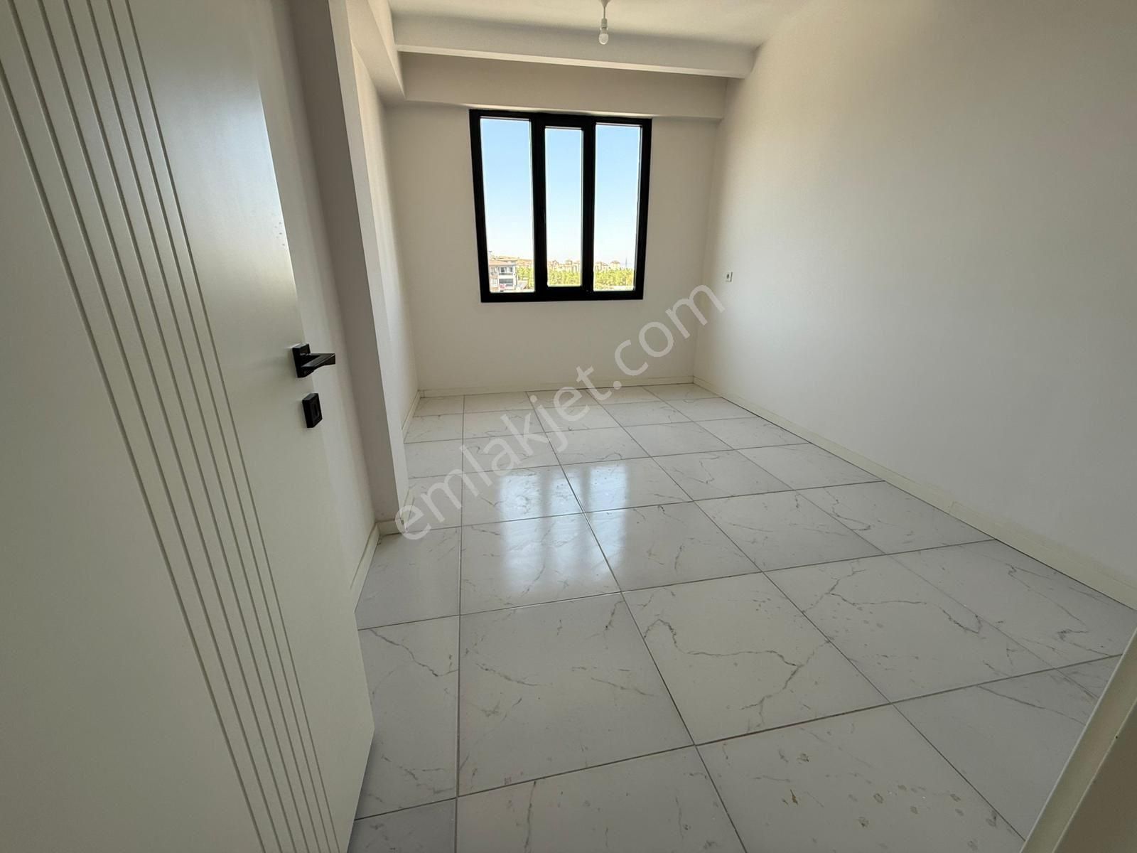 Kaan Emlaktan Sinpaş Arkası Vildan Koleji Civarı Sıfır Daire - Görsel 11
