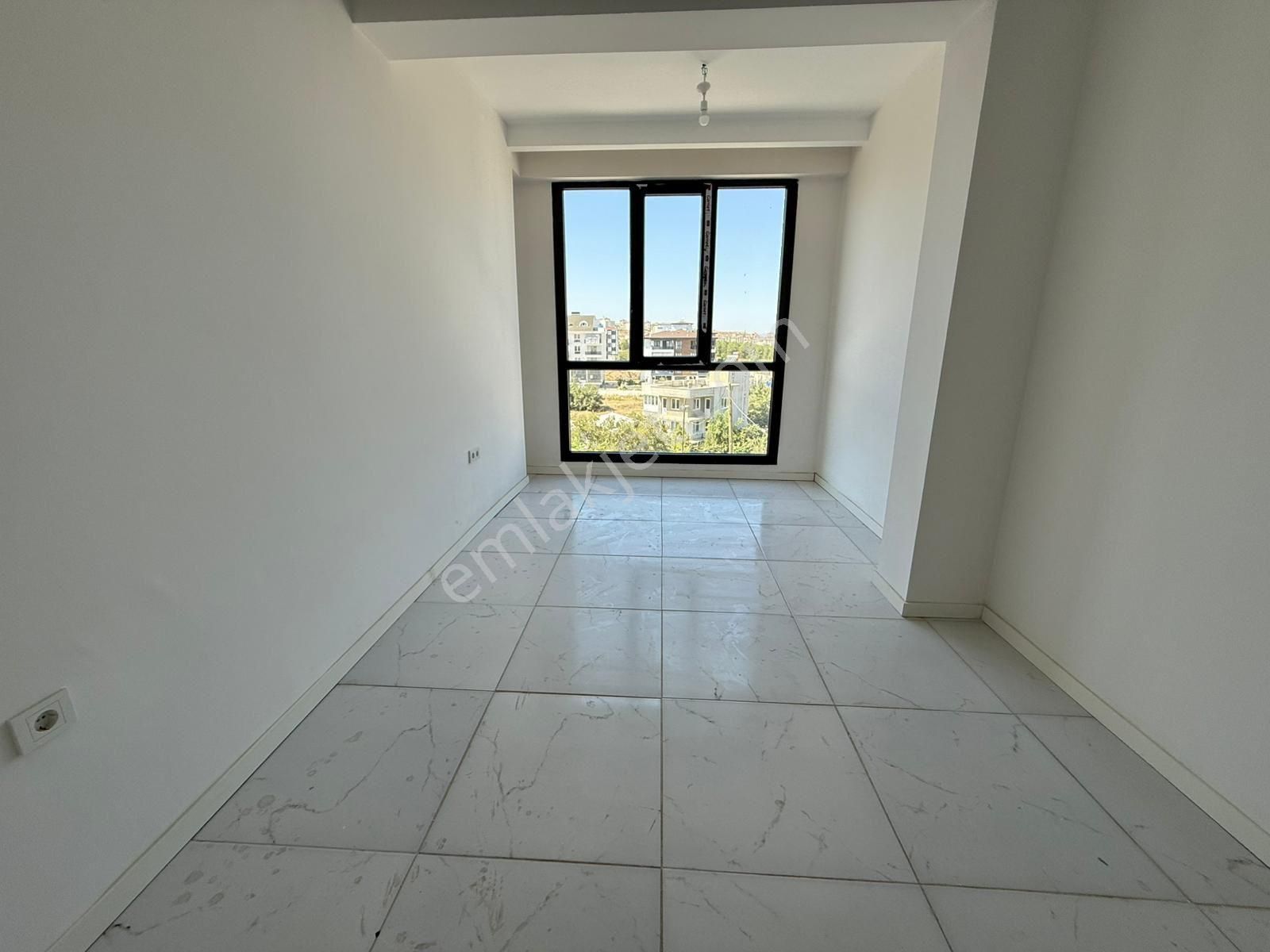 Kaan Emlaktan Sinpaş Arkası Vildan Koleji Civarı Sıfır Daire - Görsel 13