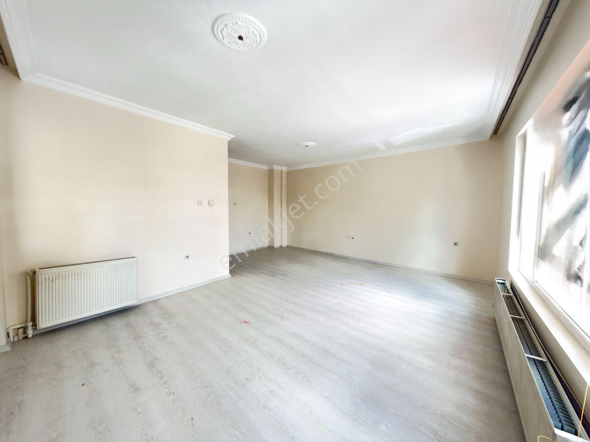 G.d.t.s Caddesi Üstün'de 1.kat Ön Güney Cp. 3+1 Bağımsız Yapılı - Görsel 13