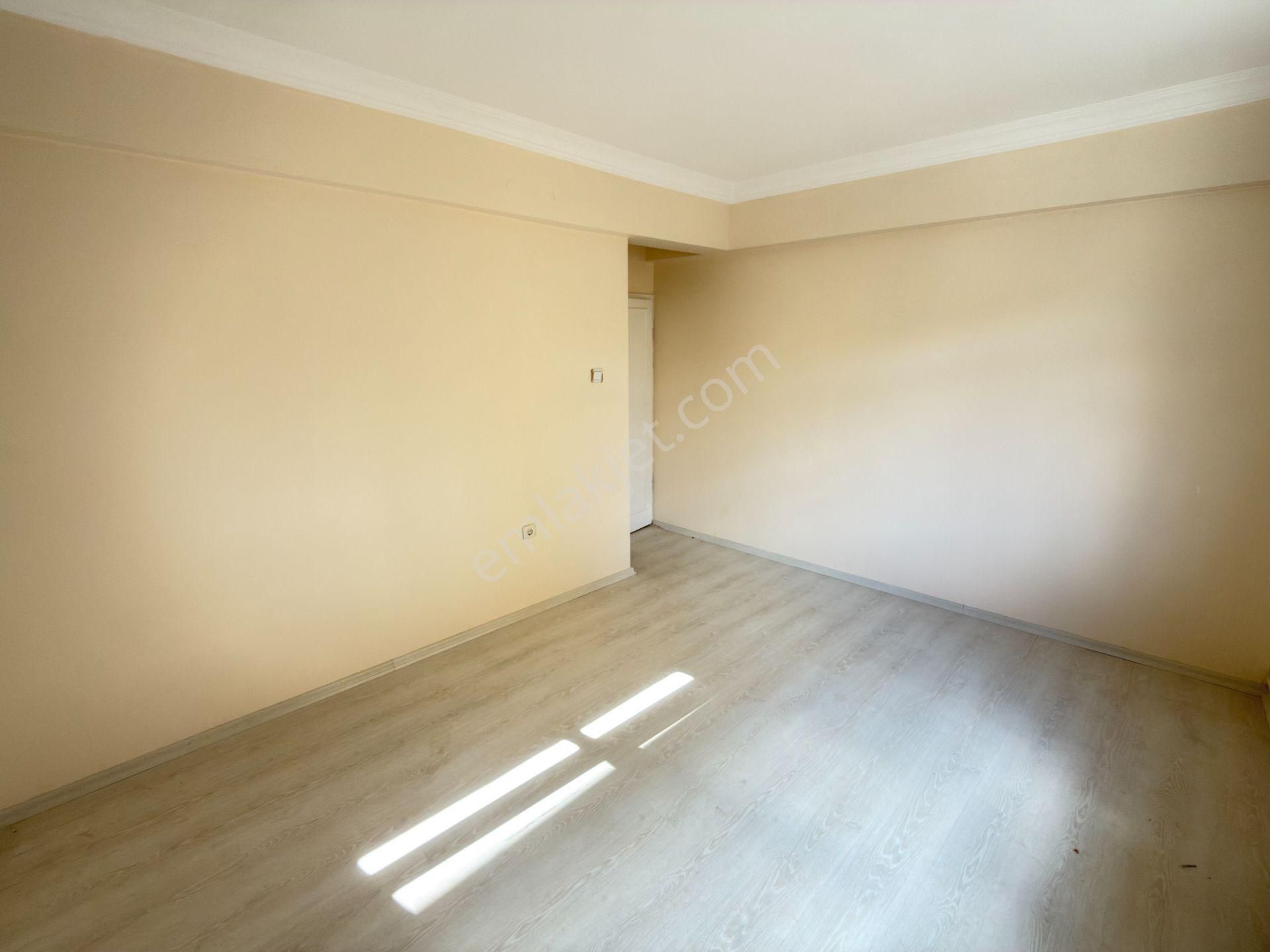 G.d.t.s Caddesi Üstün'de 1.kat Ön Güney Cp. 3+1 Bağımsız Yapılı - Görsel 18