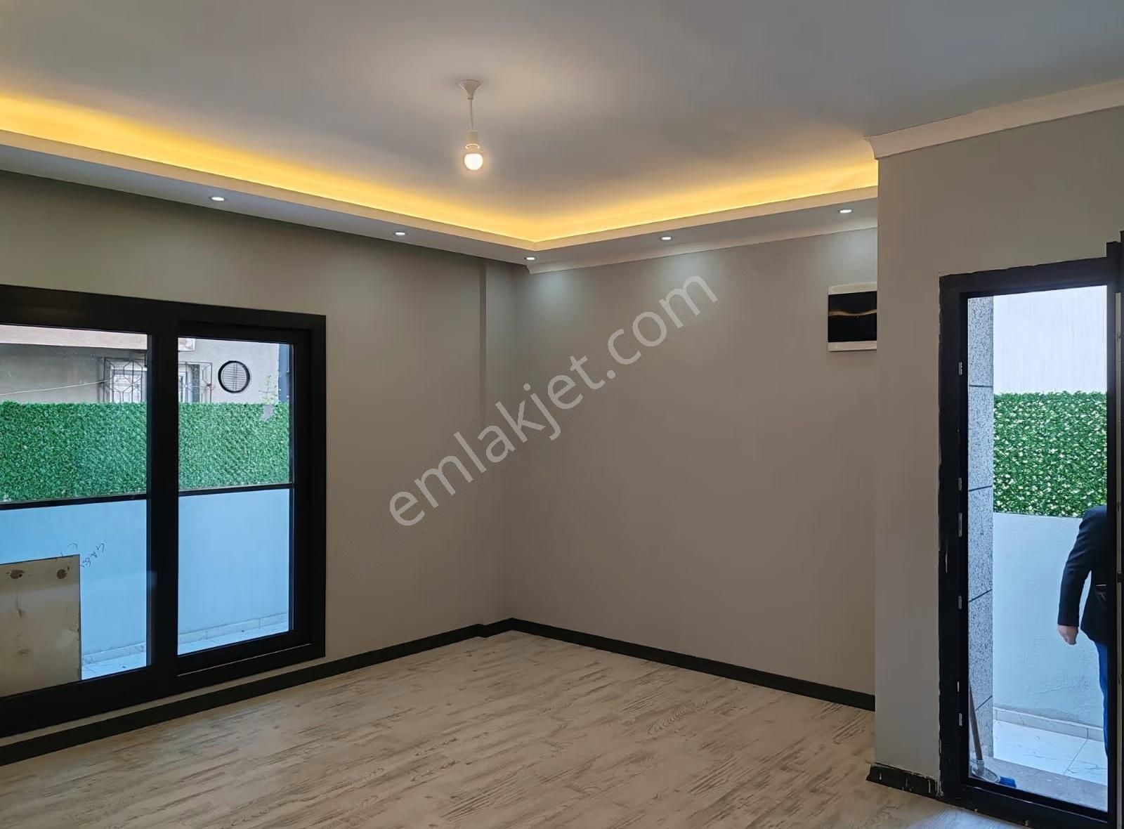 Real Center\\mustakil Tadında Bahçeli, Geniş, Eşyalı Satılık 1+1 - Görsel 12