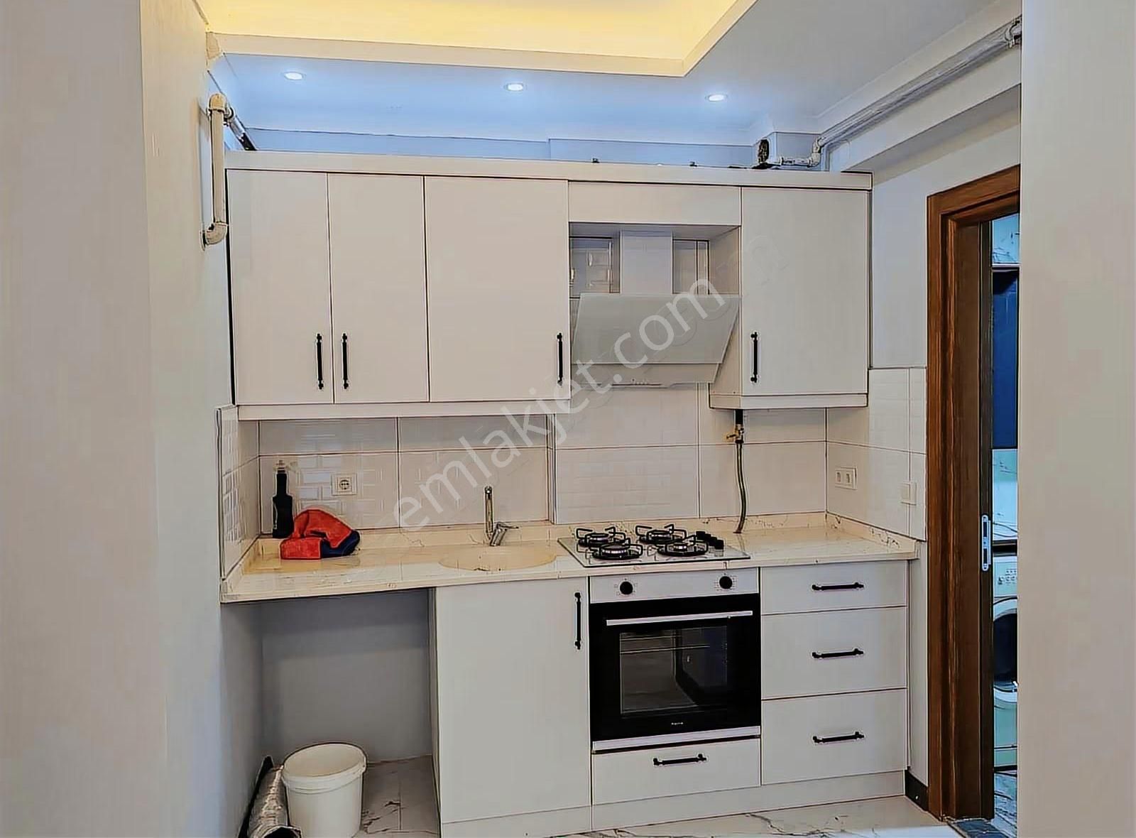 Real Center\\mustakil Tadında Bahçeli, Geniş, Eşyalı Satılık 1+1