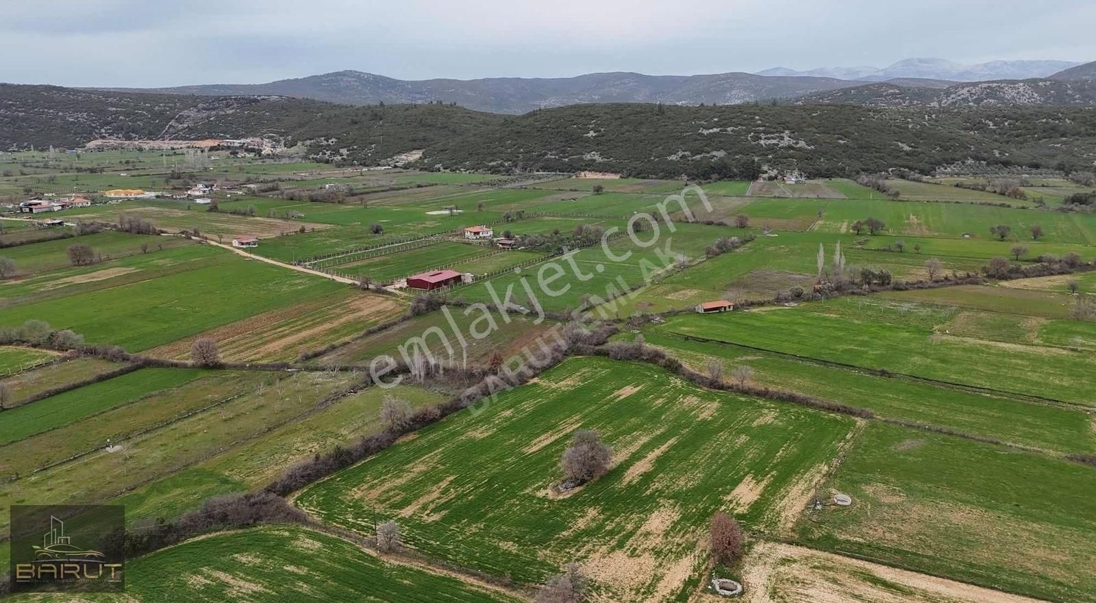 Yerkesik'te Kuyulu Arazi - Görsel 12