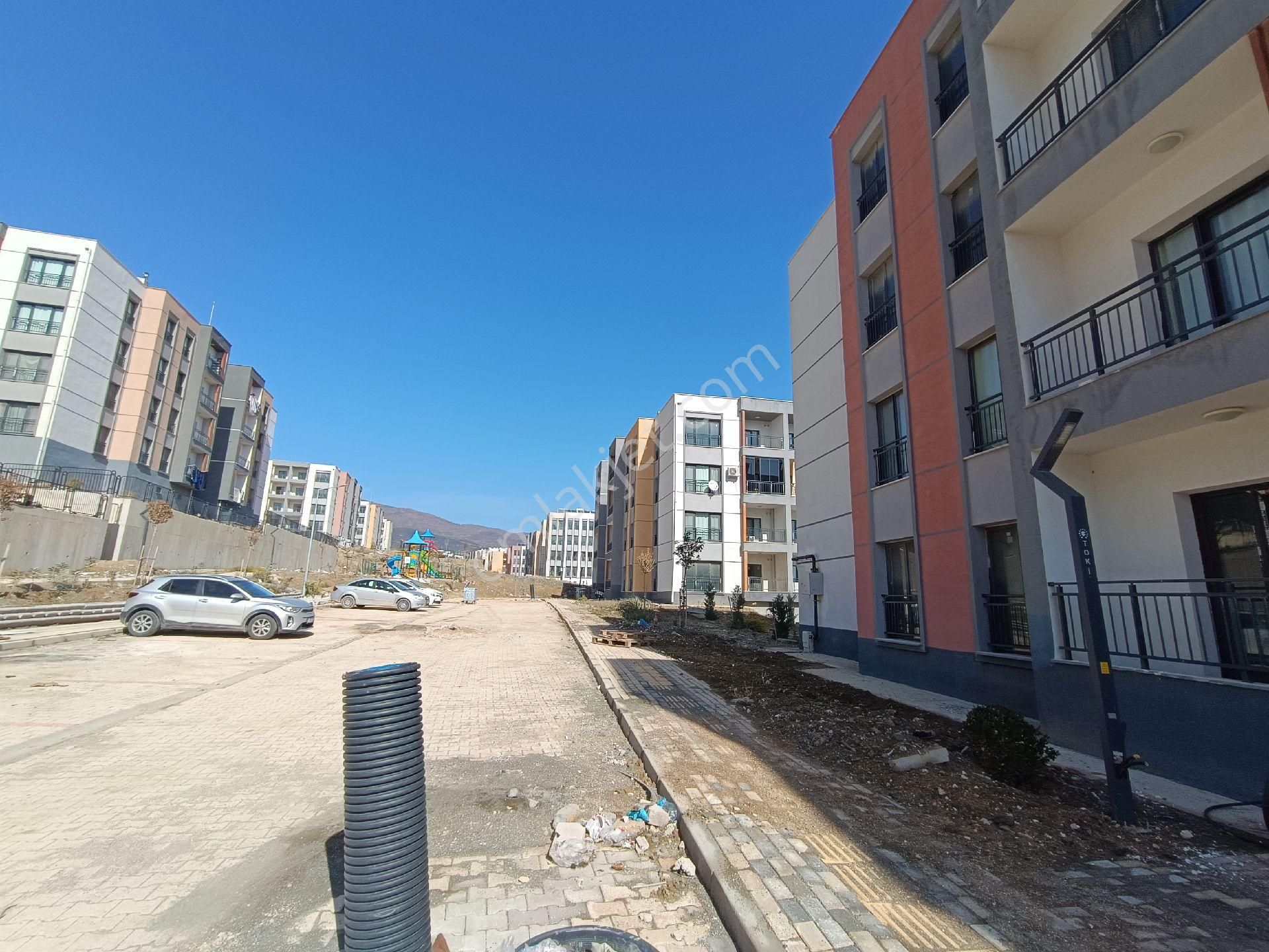 Hatay Antakya Dikmece Toki 6 Bölge 1 Etap Okul Yani Kiralık Daire Arkwt - Görsel 3