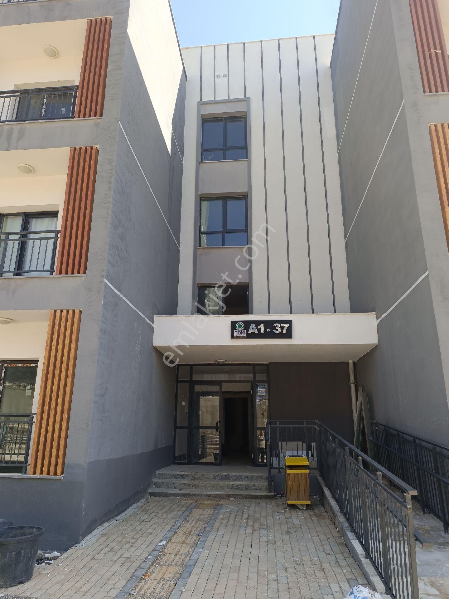 Hatay Antakya Dikmece Toki 6 Bölge 1 Etap Okul Yani Kiralık Daire Arkwt