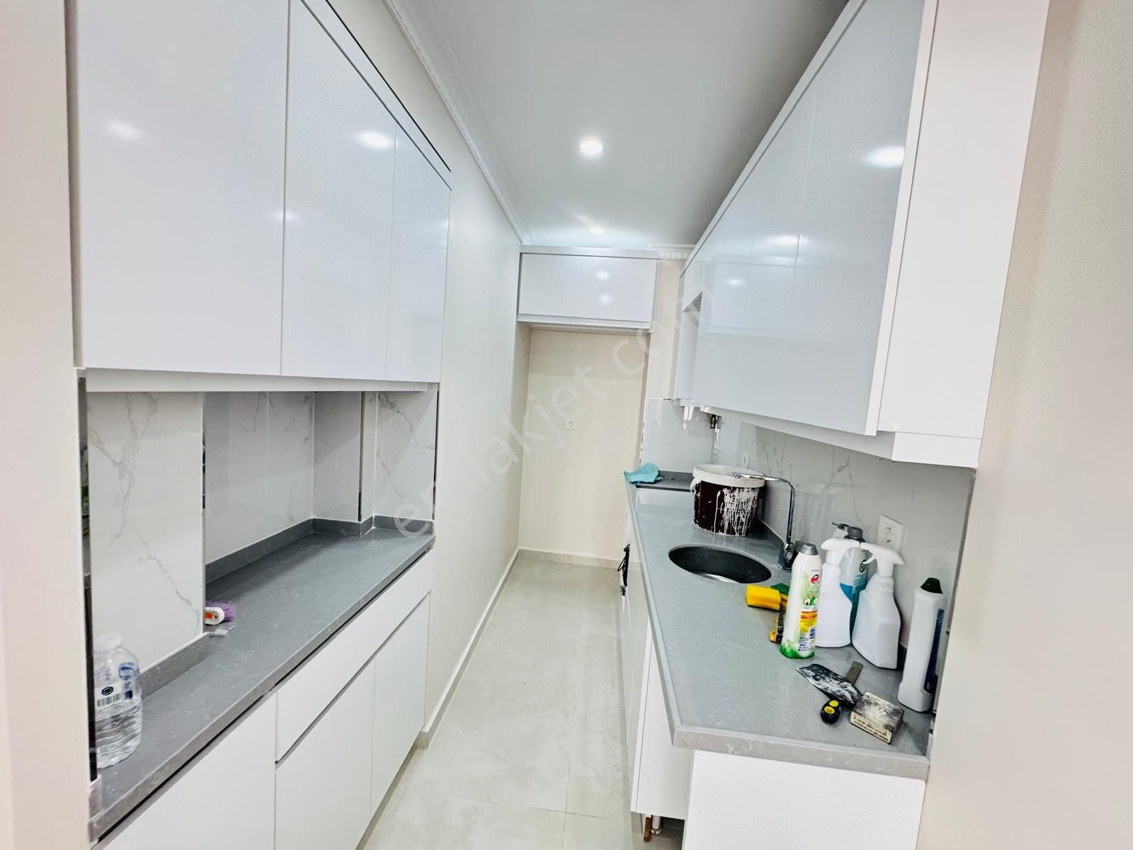 Özgür İnşaat'tan Malkoçoğlu Mah'de 2+1 85m2 Sıfır Ara Kat Lüx Daire - Görsel 31