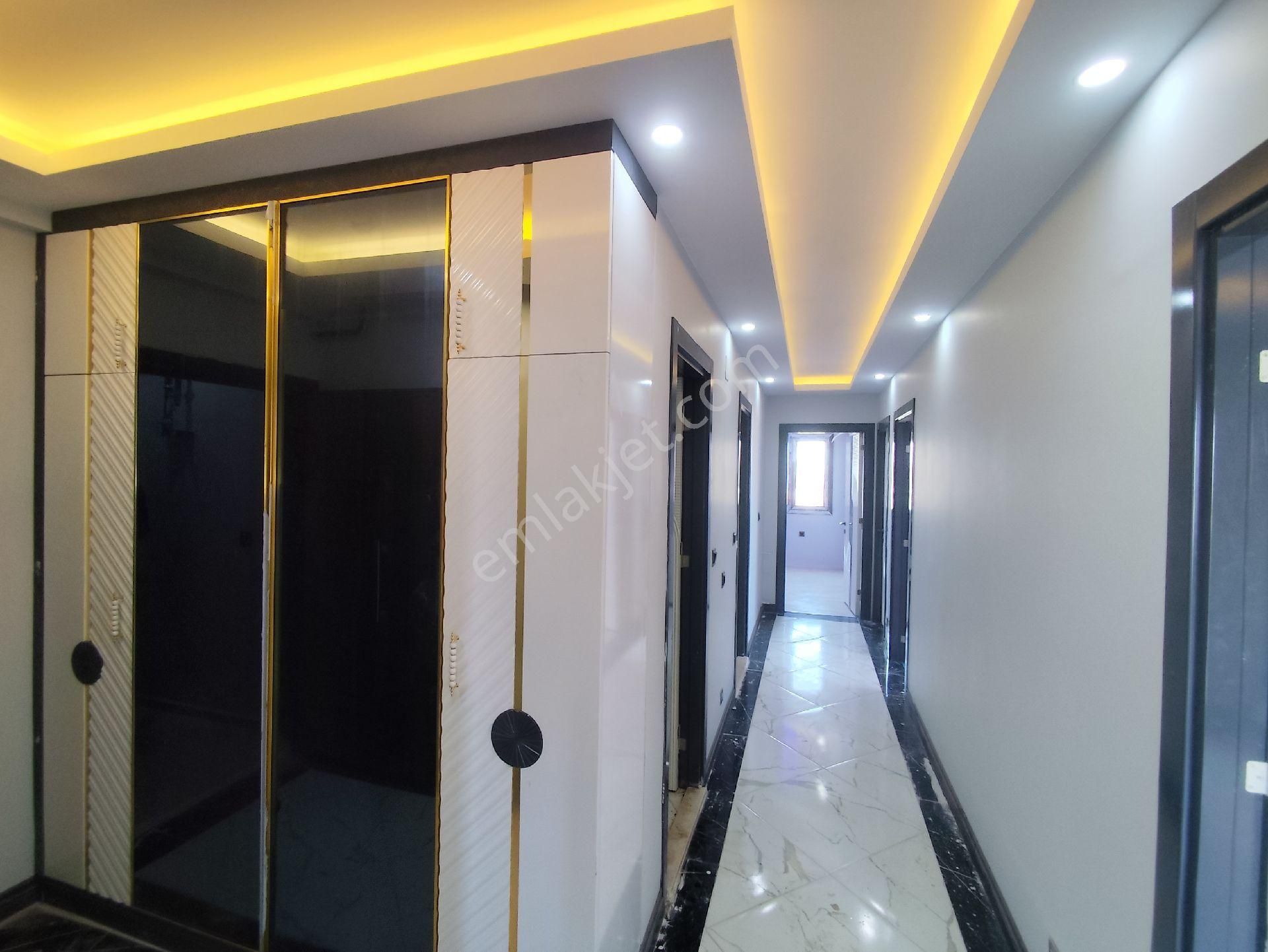 Kozanyolu'nda Satılık İskanlı Ultra Lüks - Görsel 5