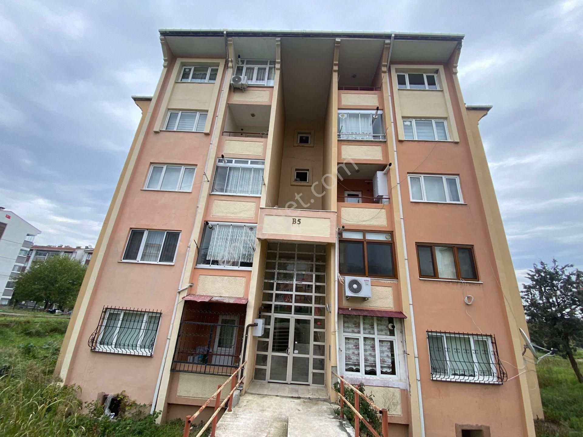 Trabzon Akçaabat Kavaklı Toki'de 2+1 Satılık Daire