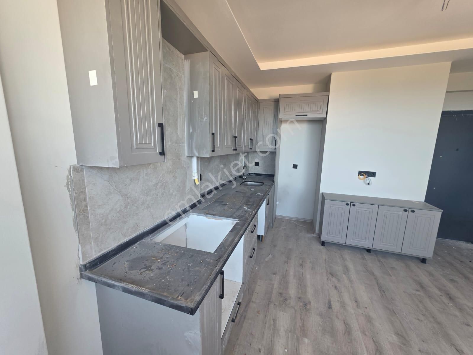 Karınca'dan Deniz Mh'de Deniz Manzaralı 1 Yıllık Kiralık 1+1!! - Görsel 3