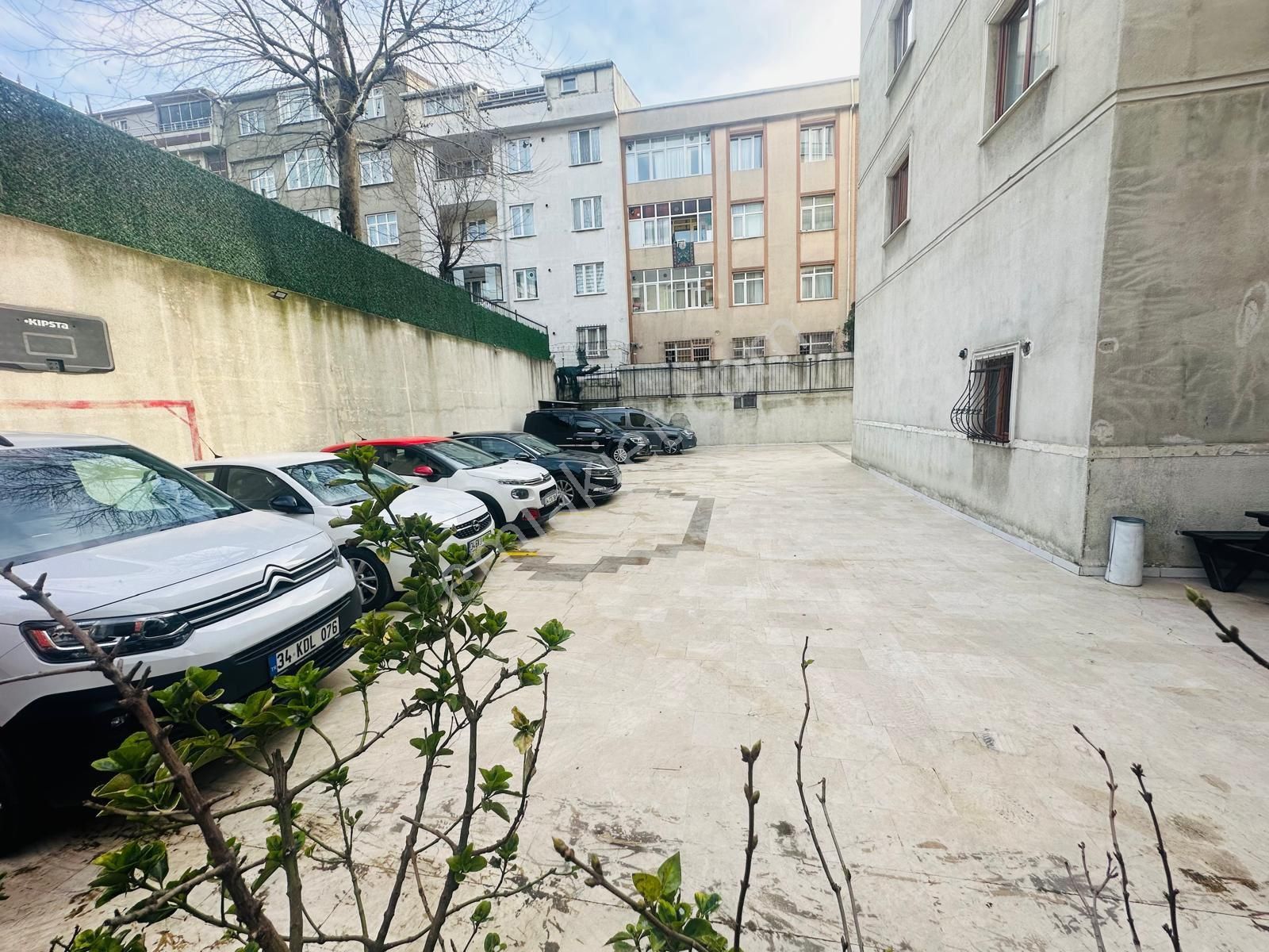 Özgür İnşaat'tan Site İçerisinde 3+1 135m2 Cadde Üstü Lüx 3.kat Daire - Görsel 8