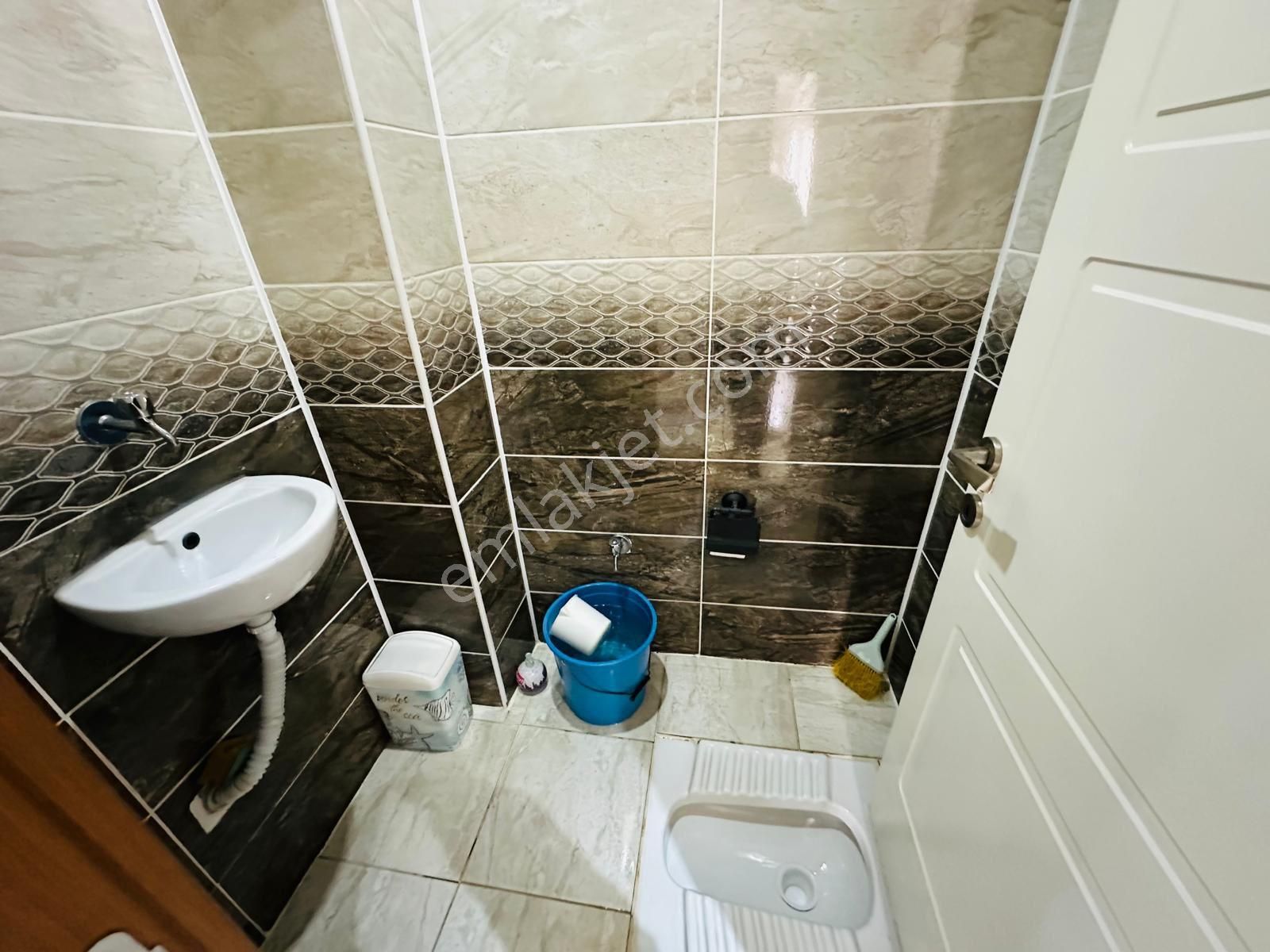 Özgür İnşaat'tan Site İçerisinde 3+1 135m2 Cadde Üstü Lüx 3.kat Daire - Görsel 15