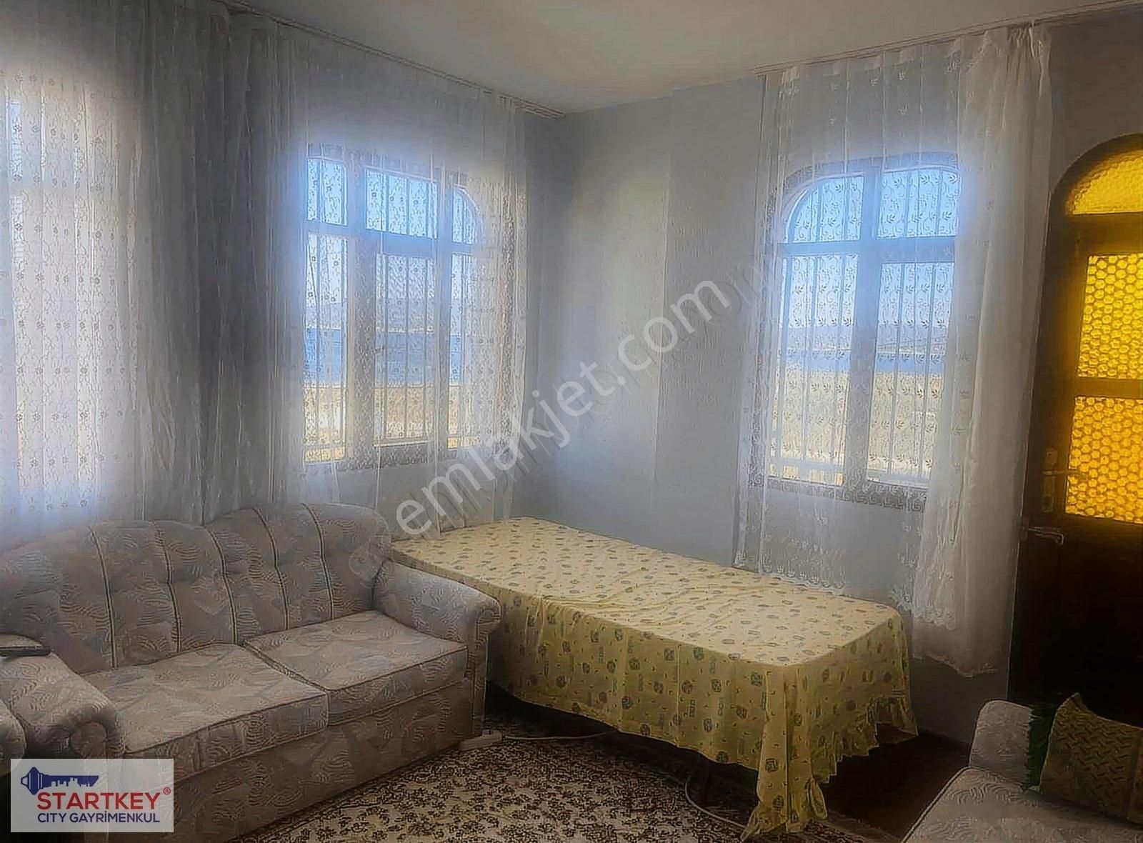 Denize 50 Metre Urla Gülbahçe De Satılık Villa - Görsel 2