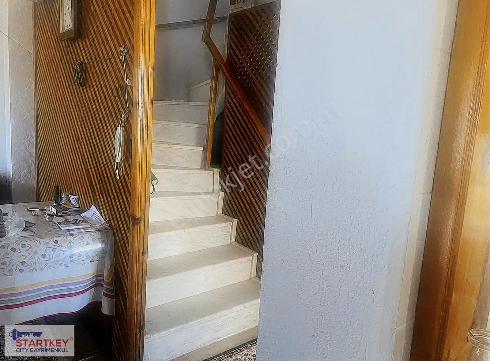 Denize 50 Metre Urla Gülbahçe De Satılık Villa - Görsel 5