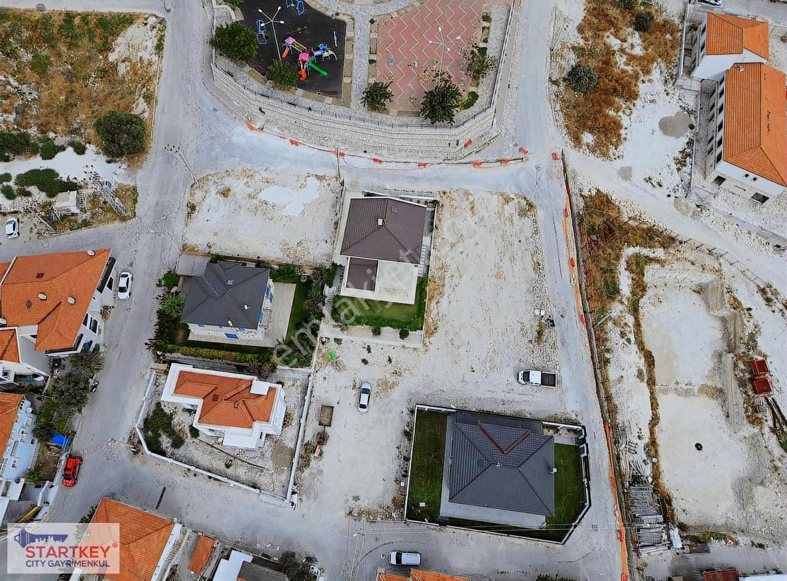 Çeşme Ovacık'ta Satılık Villa İmarlı Arsa - Görsel 2