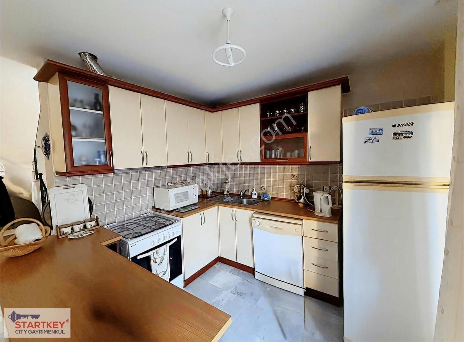 Çeşme Altınyunus Mevkiinde Satılık Havuzlu 3+1 Dublex Villa - Görsel 30