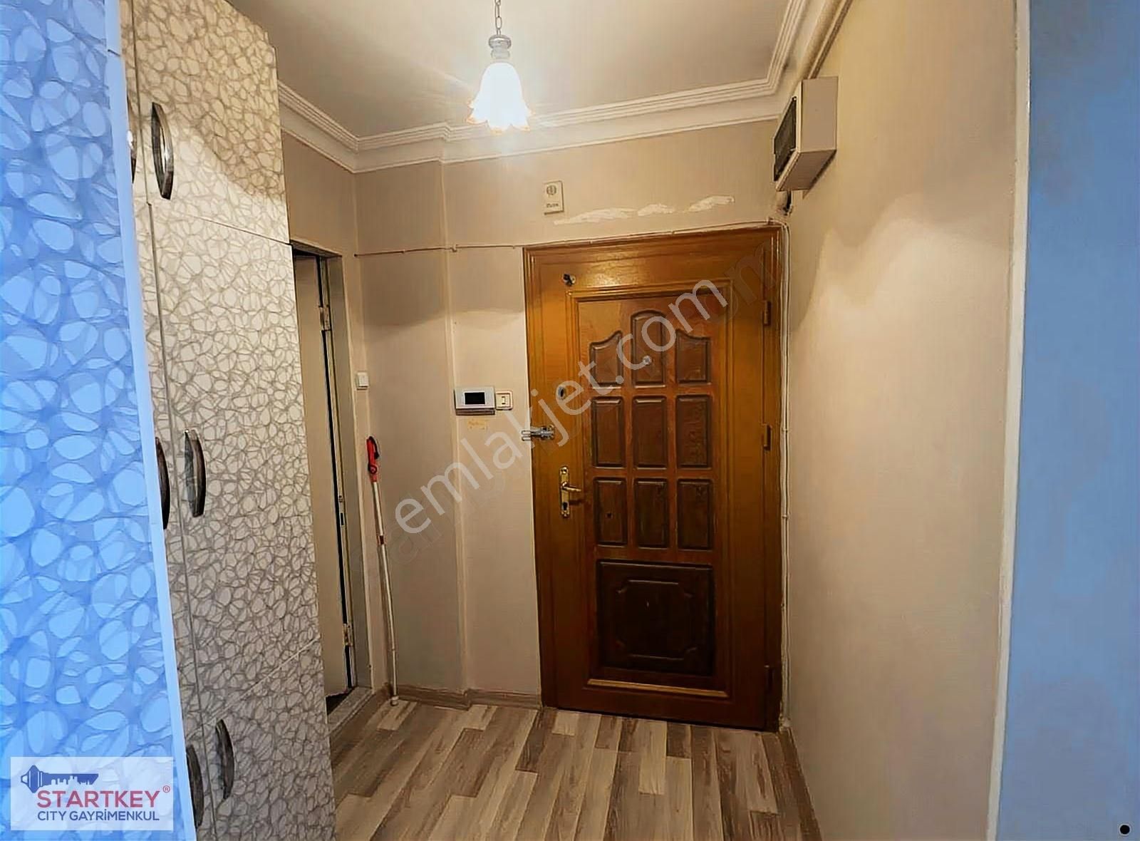 İzmir Bayraklı Adalet Mahallesinde Satılık 3+1 Geniş Daire - Görsel 3