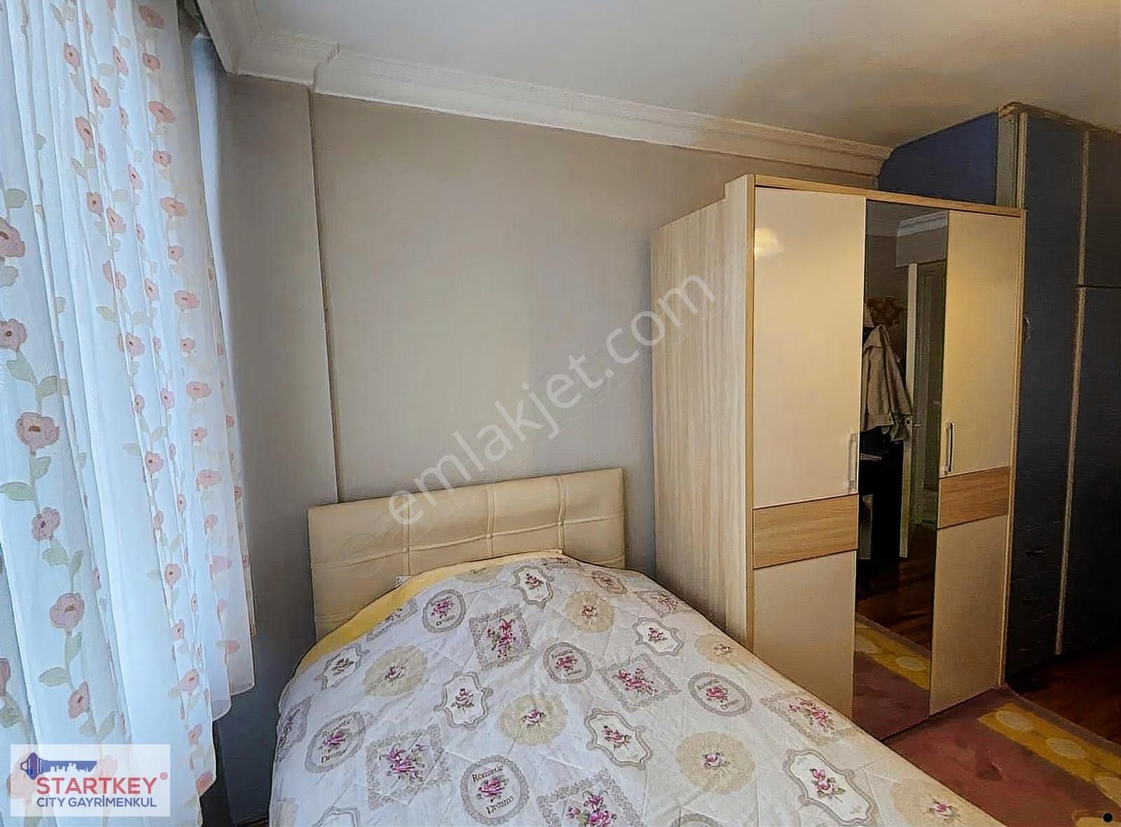 İzmir Bayraklı Adalet Mahallesinde Satılık 3+1 Geniş Daire - Görsel 24