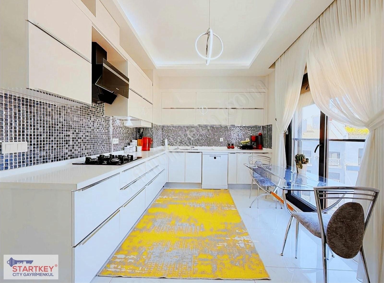 Bostanlı Caher Dudayev Blv Üzeri Yeni Binada Satılık 4+1 - Görsel 5