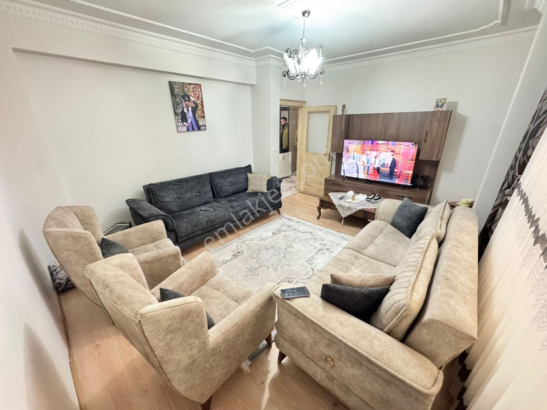 Karapürçek'te Muhtarlık Yakını 3+1 Balkonlu Yüksek Giriş - Görsel 11