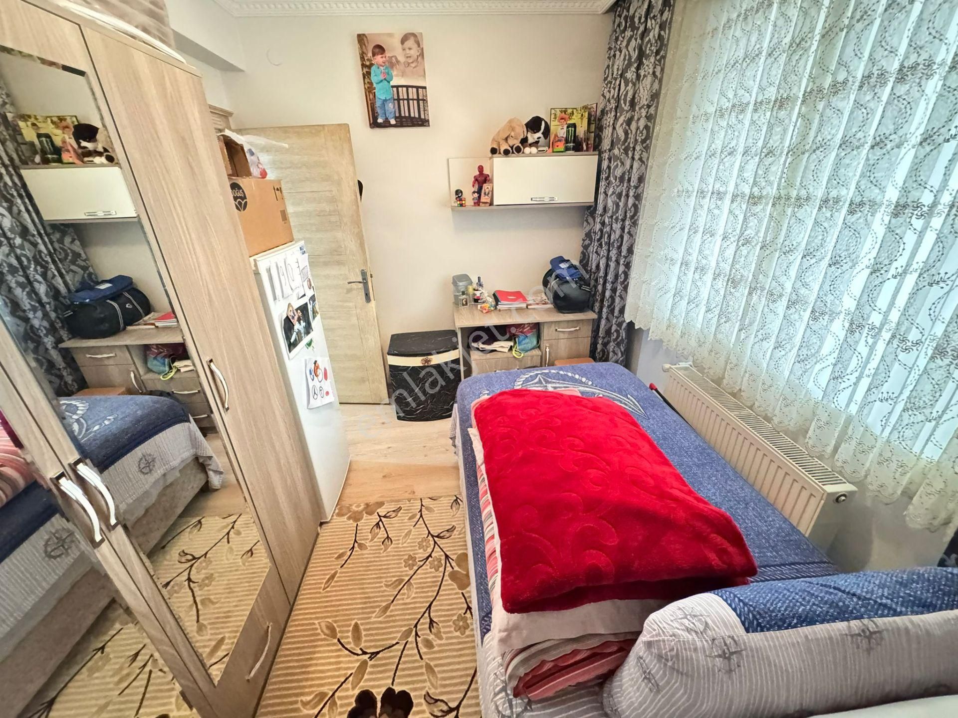 Karapürçek'te Muhtarlık Yakını 3+1 Balkonlu Yüksek Giriş - Görsel 18