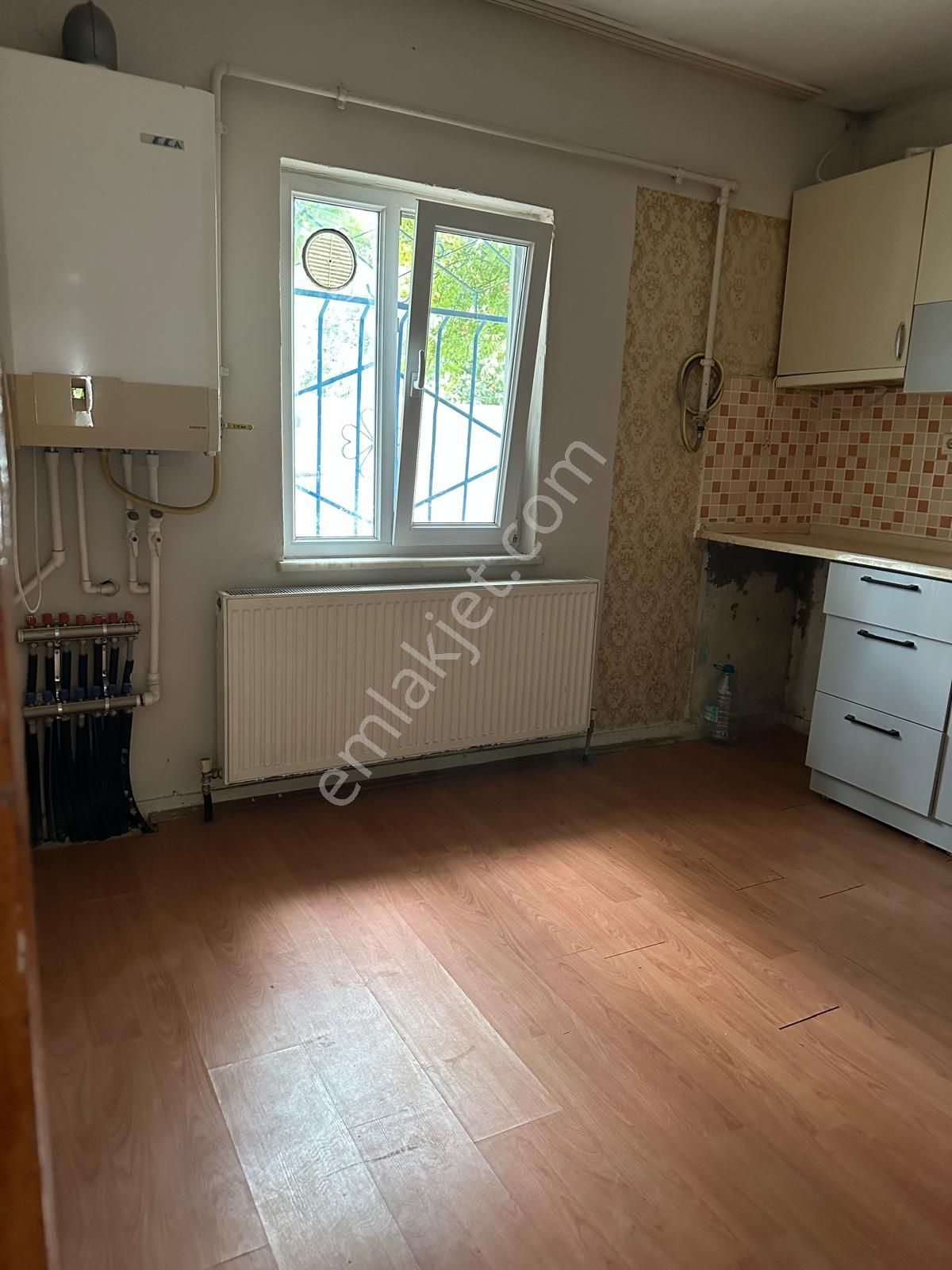 Gemlik Ata Mahallesinde Bahçeli Müstakil Kiralık Daire