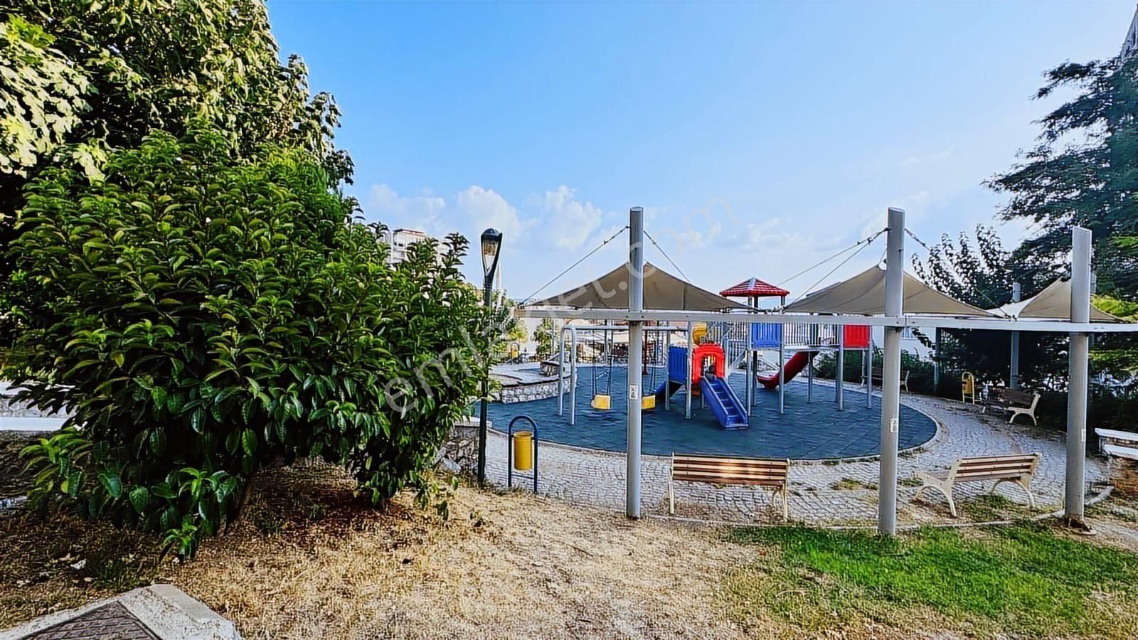 Buca Yaylacık Mah Merkezi Konumda 5+1 Eşyalı Dubleks Daire - Görsel 22