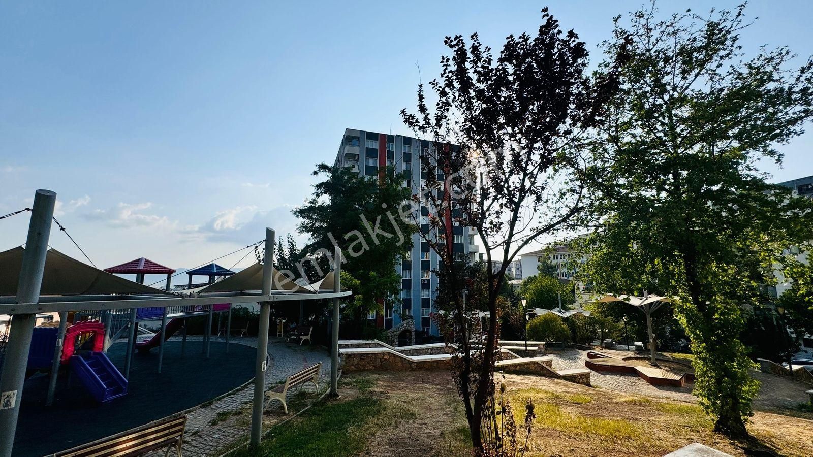 Buca Yaylacık Mah Merkezi Konumda 5+1 Eşyalı Dubleks Daire - Görsel 20