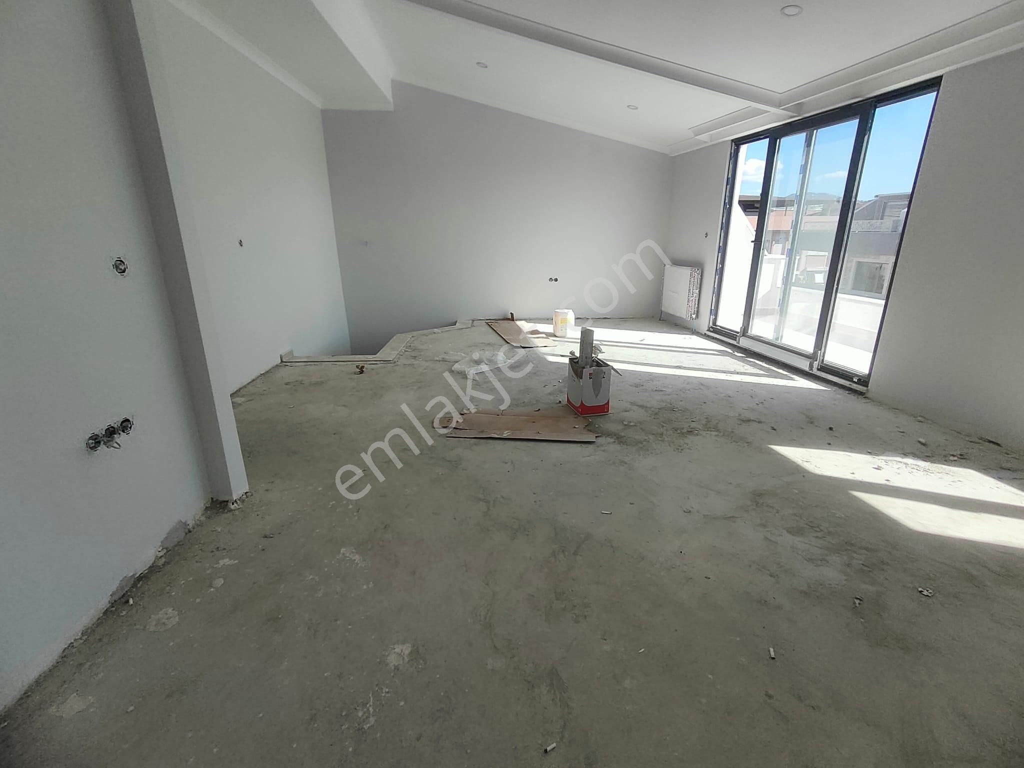 Emlak Dünyasından Altıntepede Deniz Manzaralı Dubleks - Görsel 12