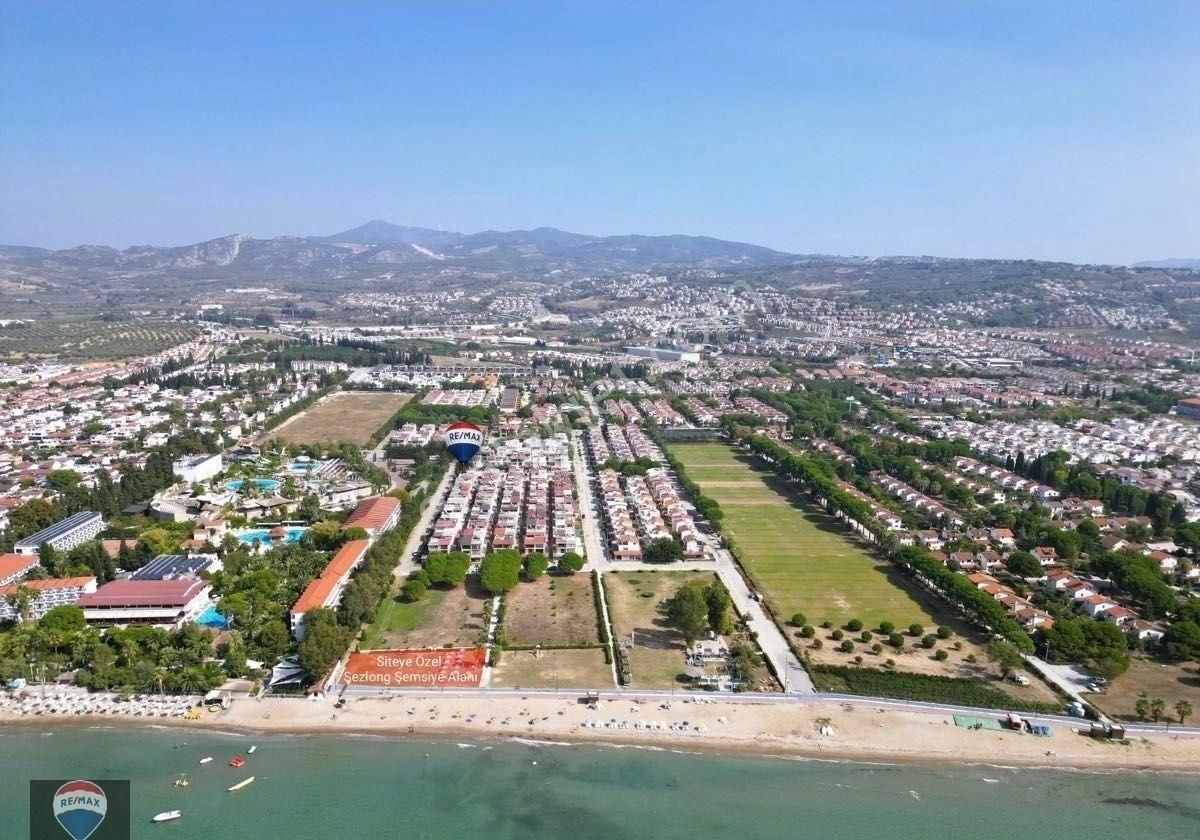 Kuşadası Karaova’da Denize Sıfır, Özel Plajlı, Köşebaşı Bahçeli Villa! - Görsel 32