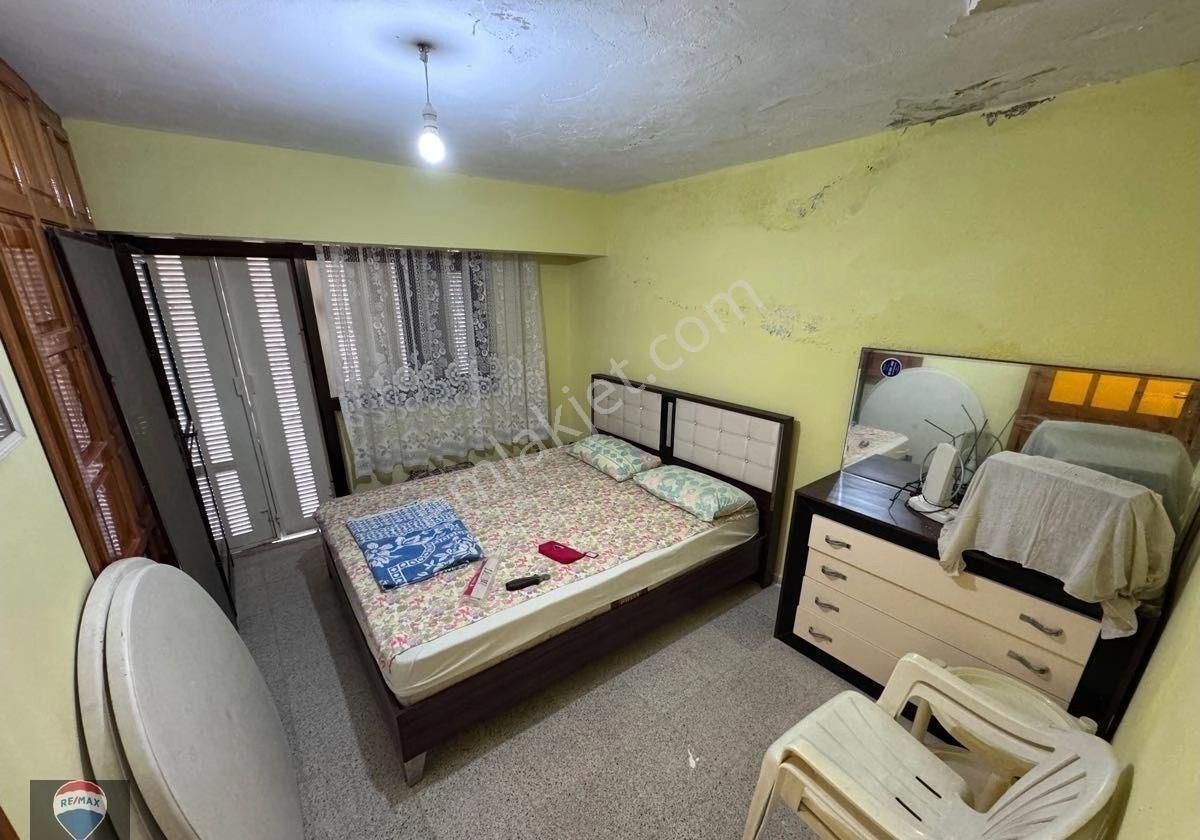 Kuşadası Karaova’da Denize Sıfır, Özel Plajlı, Köşebaşı Bahçeli Villa! - Görsel 28